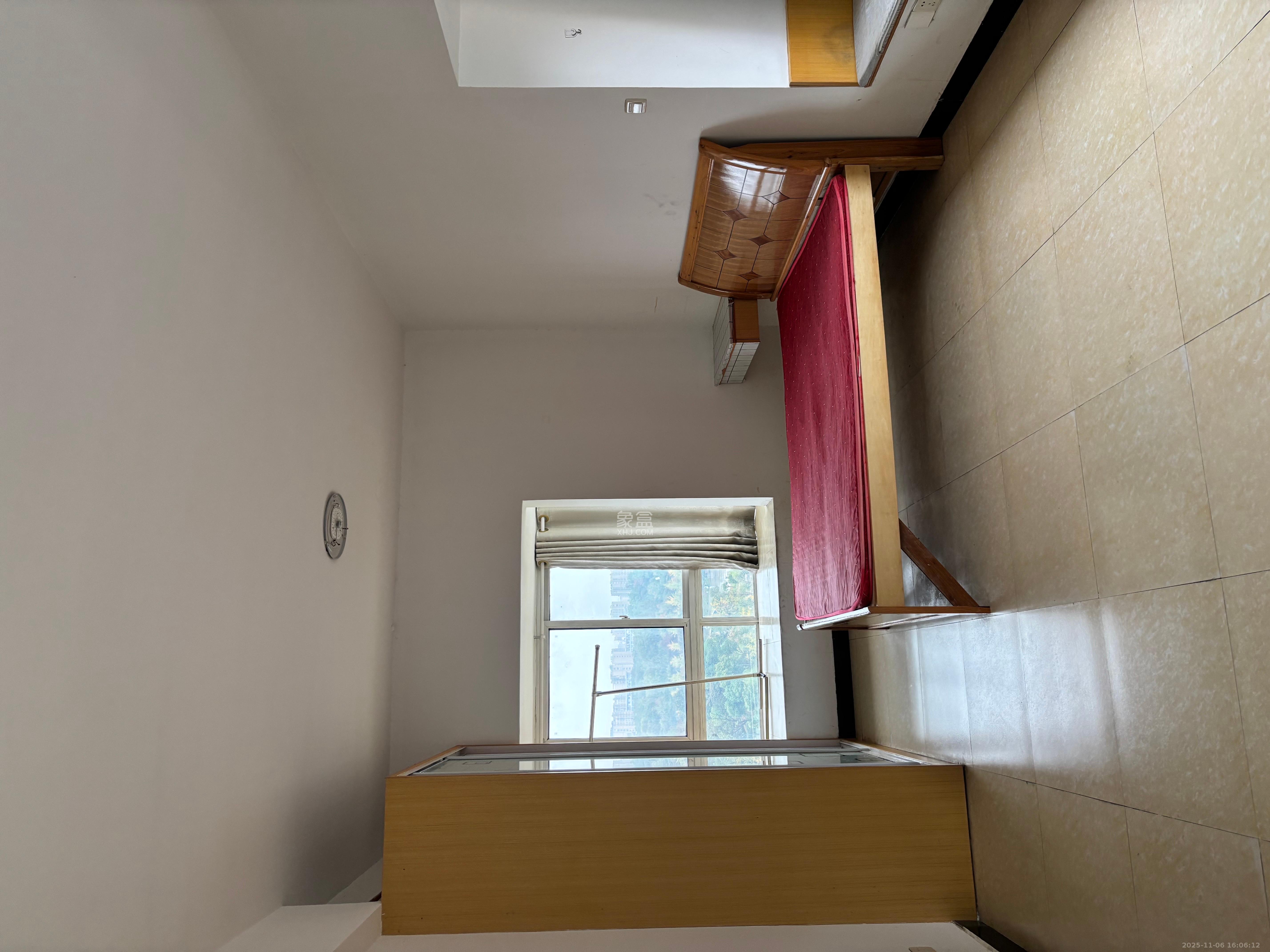 星城荣域  1室1厅1卫    1200.0元/月室内图