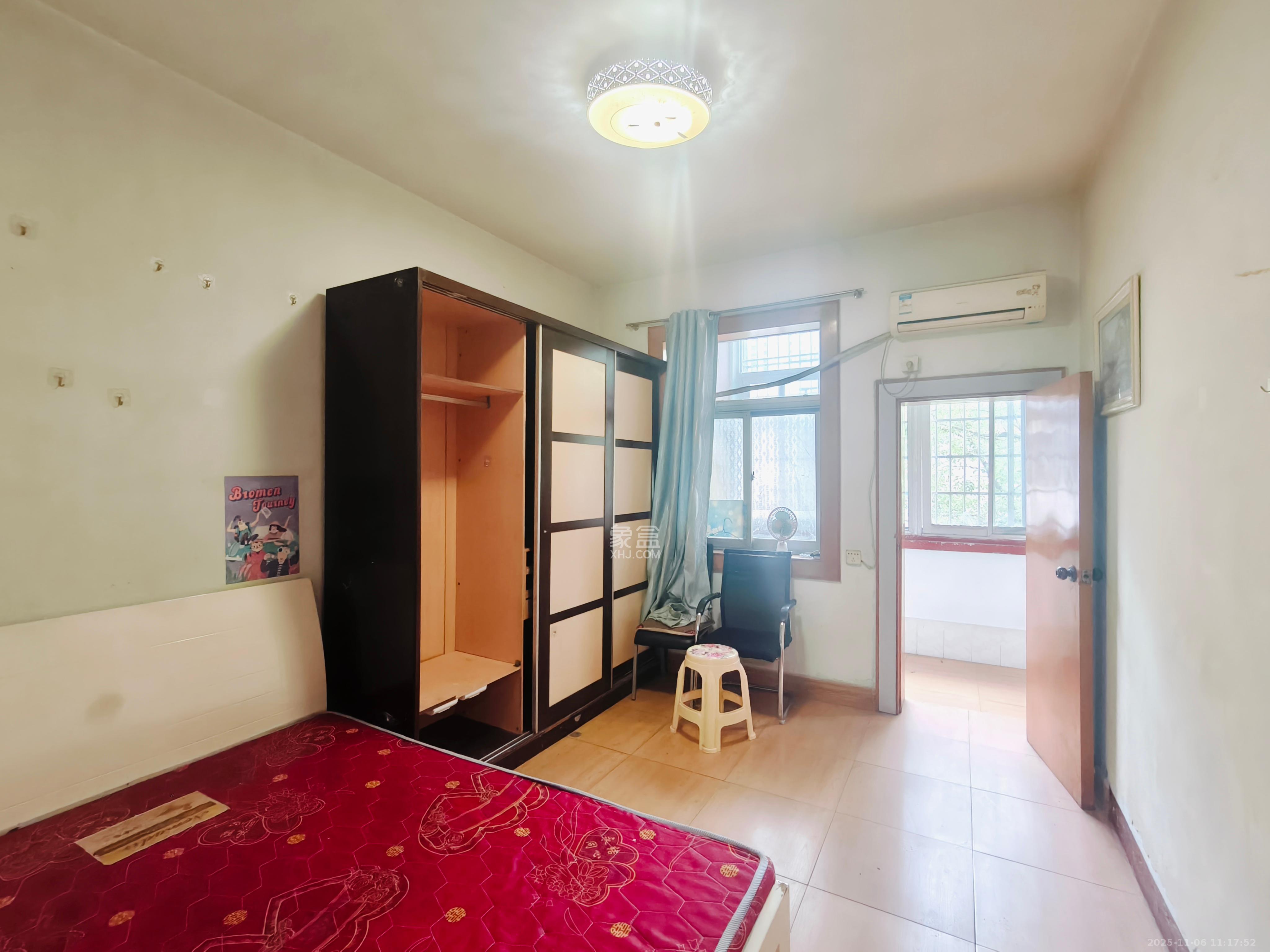 东风二村社区房  2室1厅1卫    1600.0元/月室内图