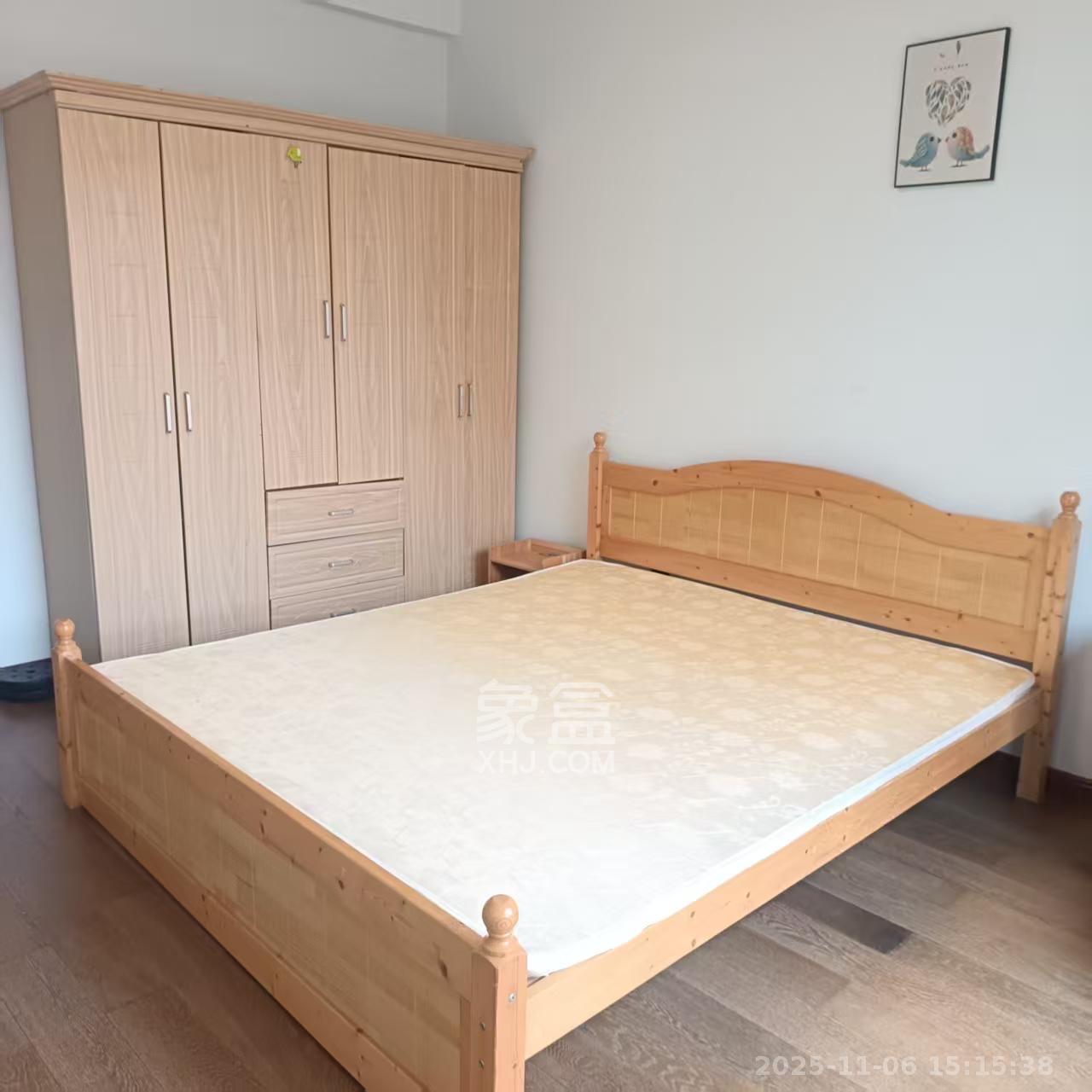 中国铁建国际城二期  4室2厅2卫    2300.0元/月室内图