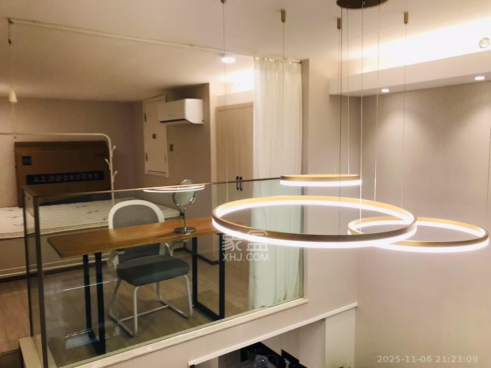 华远华时代  2室1厅1卫    2200.0元/月室内图