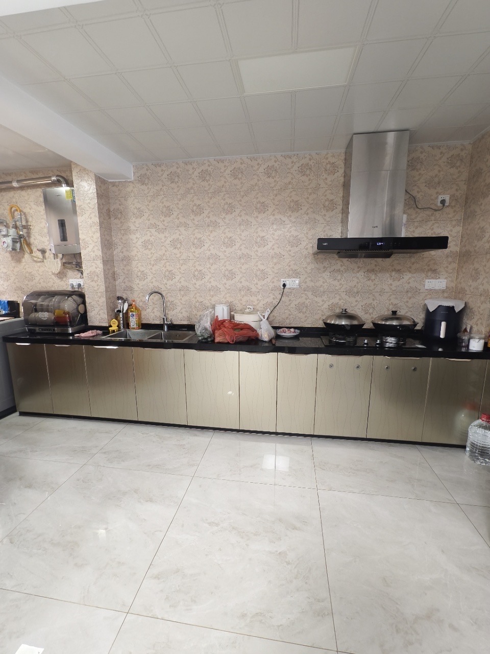 省政协小区  3室2厅2卫    159.0万客厅