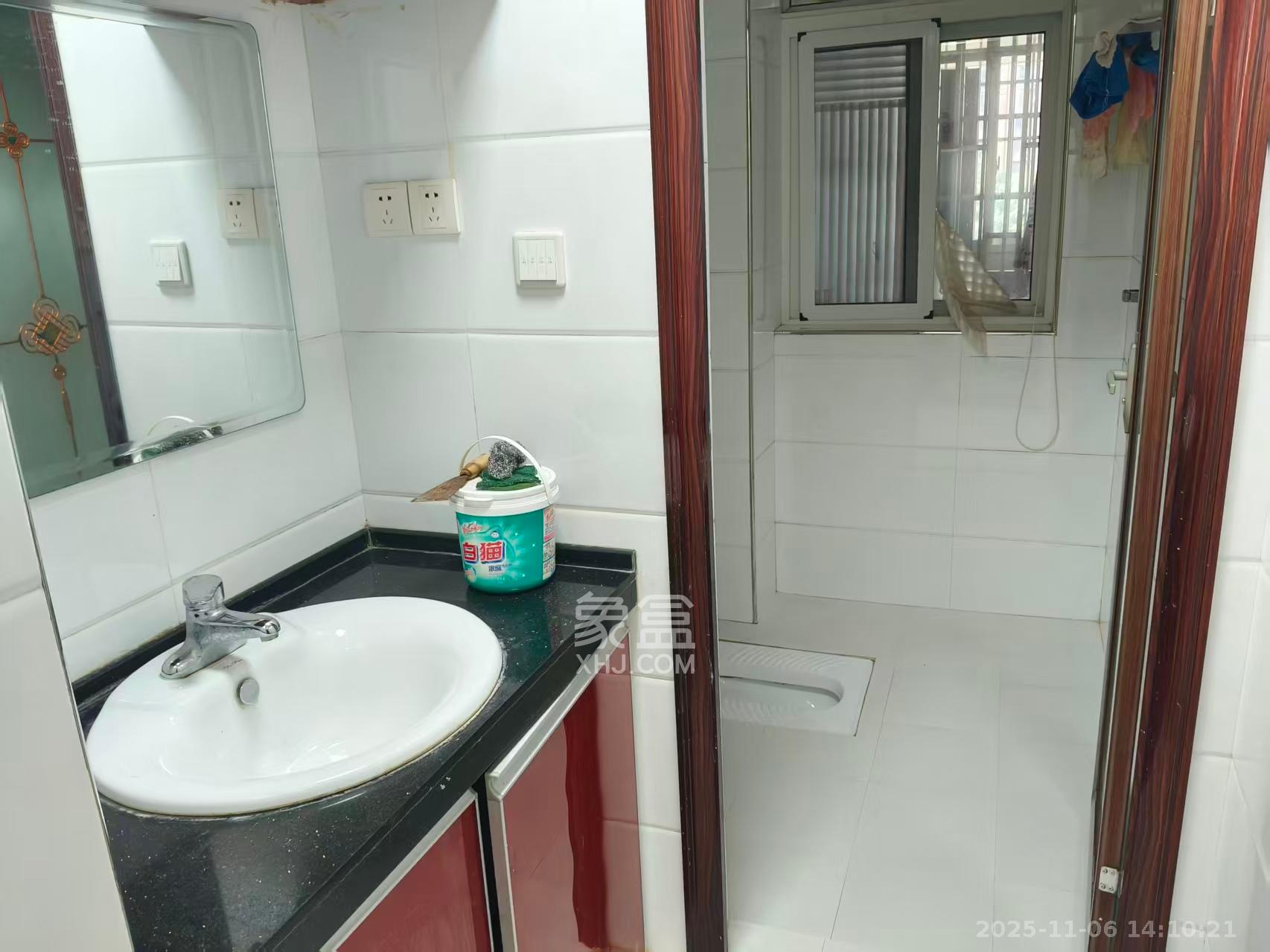 和馨园 2室2厅1卫 2000.0元/月 和馨园 2室2厅1卫 2000.0元/月室内图