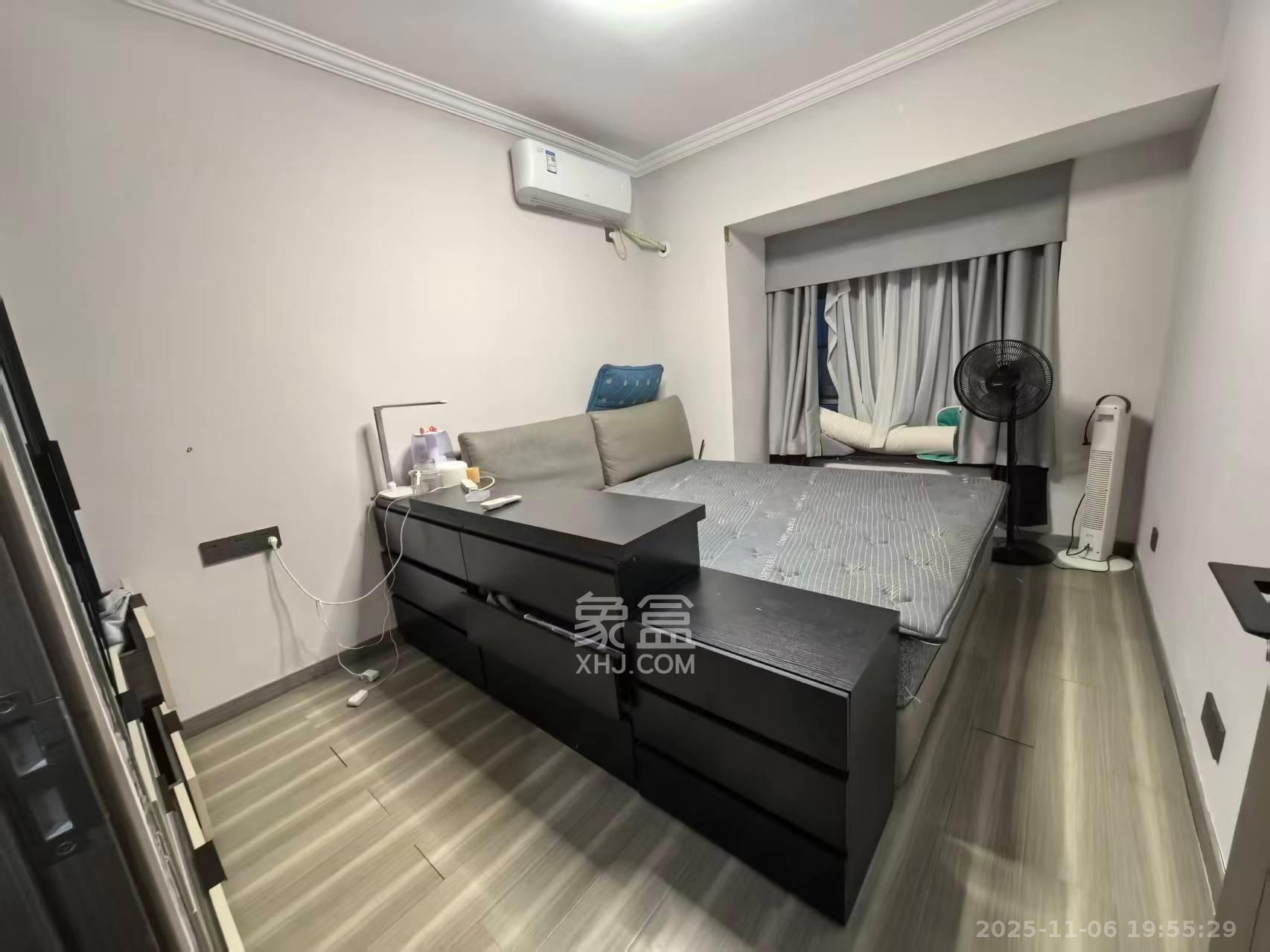 世茂铂翠湾四期（世茂悦享）  3室2厅1卫    3300.0元/月室内图