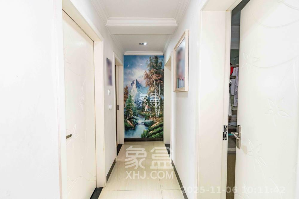 昆仑和府 3室2厅2卫 1800.0元/月 昆仑和府 3室2厅2卫 1800.0元/月室内图