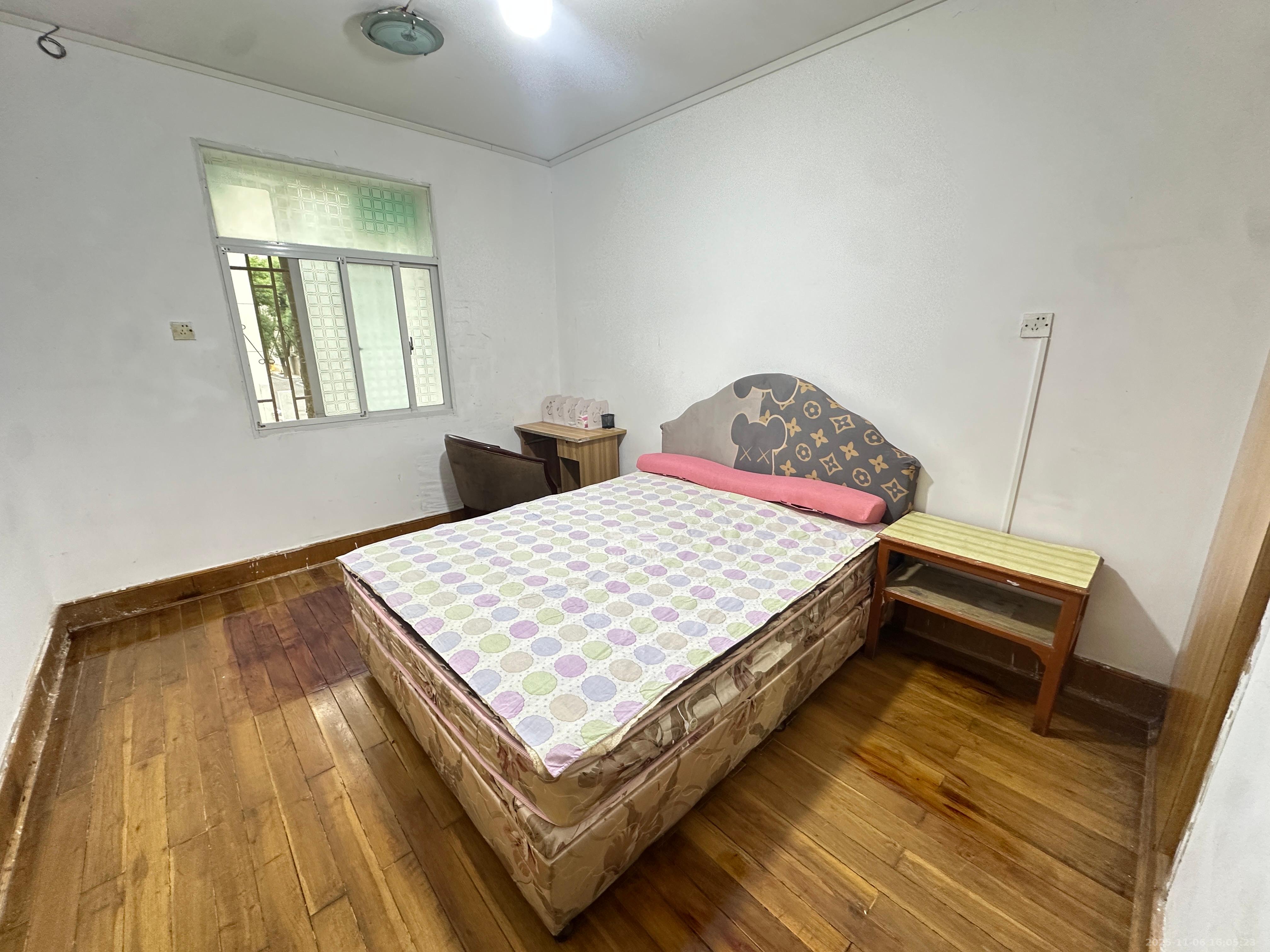 湖南石油化学工业局小区(侯家塘化工厅) 3室2厅1卫 2000.0元/月 湖南石油化学工业局小区(侯家塘化工厅) 3室2厅1卫 2000.0元/月室内图