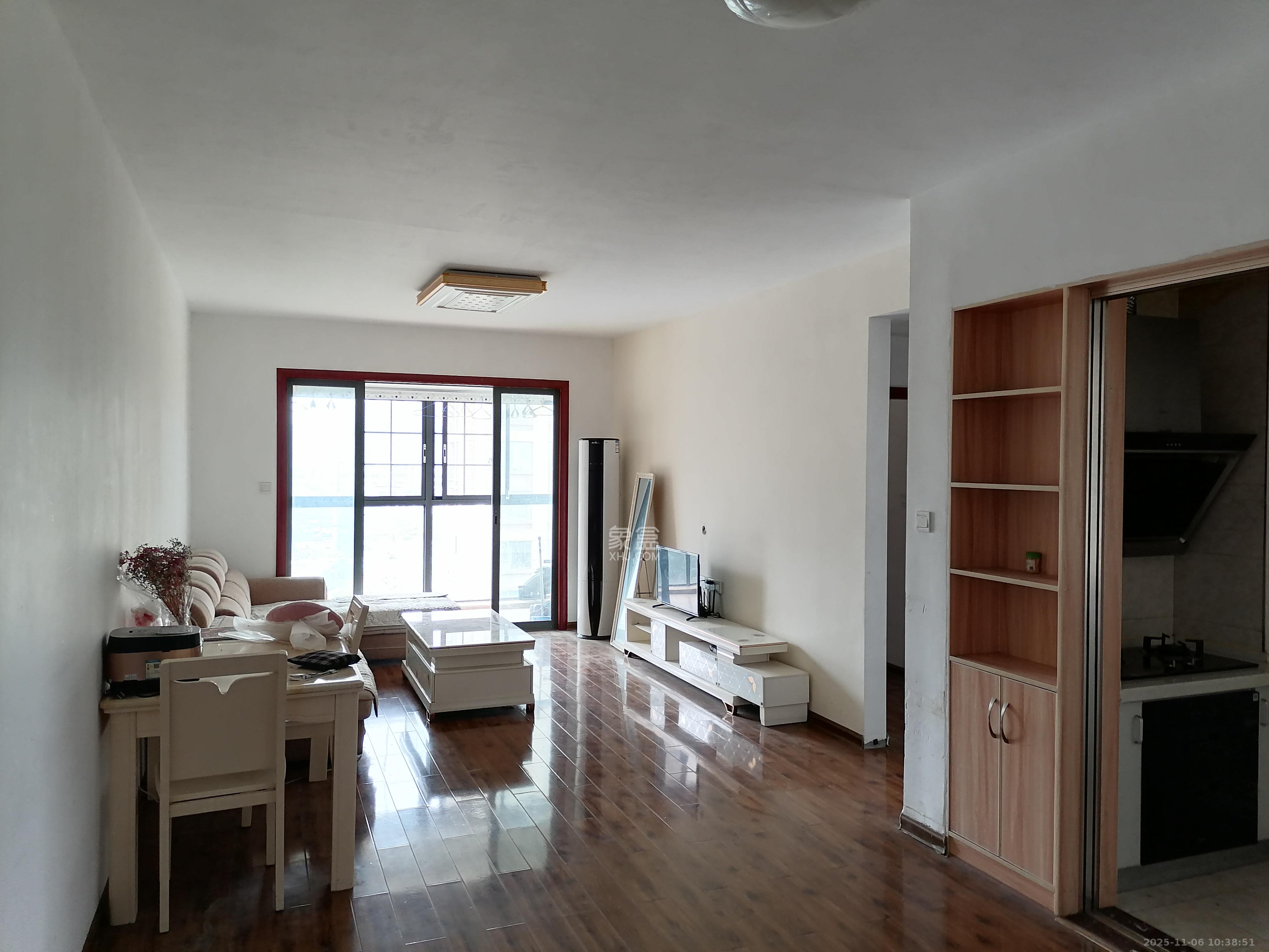 嘉宇盛世华章  3室2厅1卫    2700.0元/月