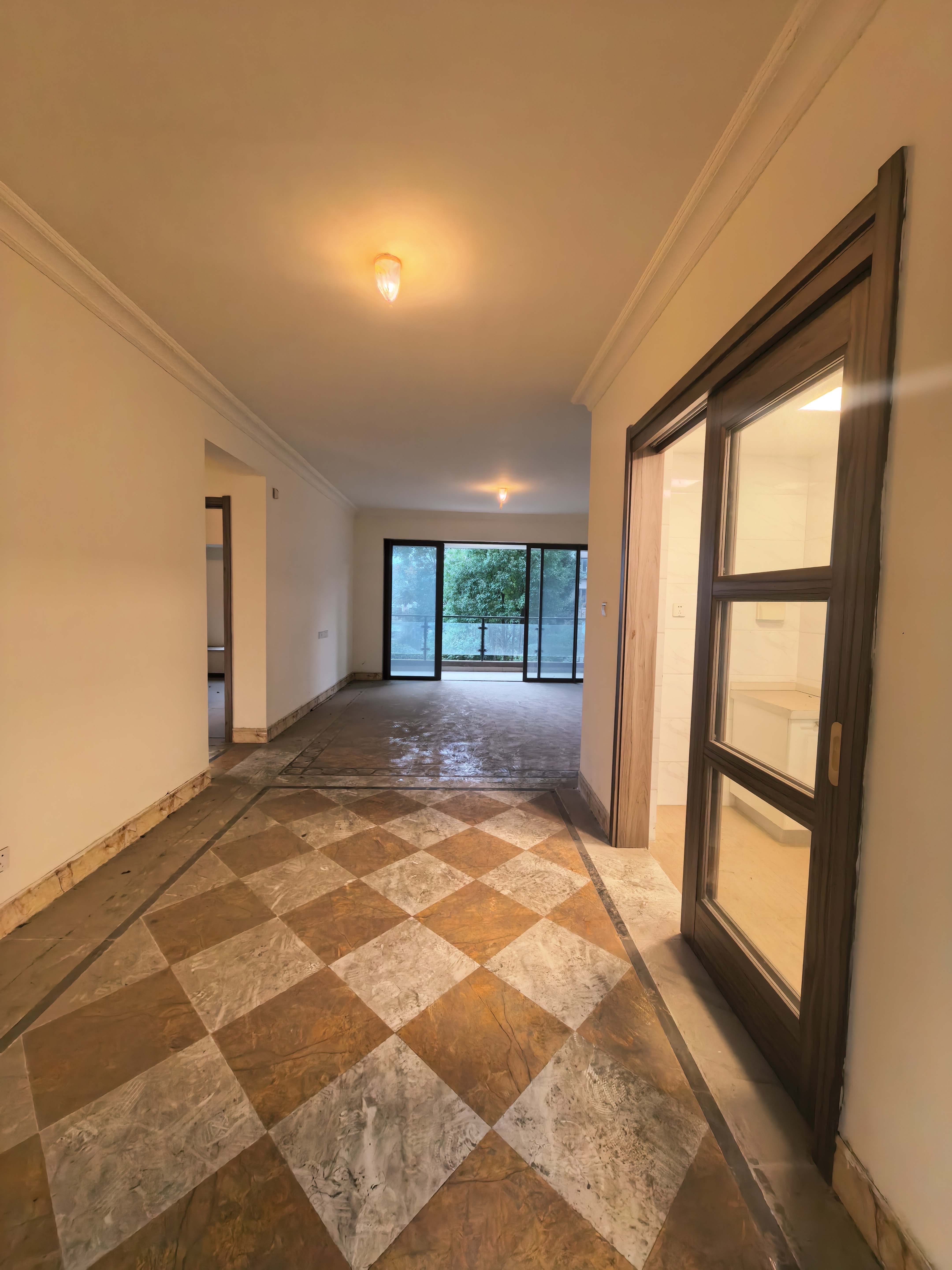 华耀碧桂园十里江湾观澜 4室2厅2卫 1700.0元/月 华耀碧桂园十里江湾观澜 4室2厅2卫 1700.0元/月室内图