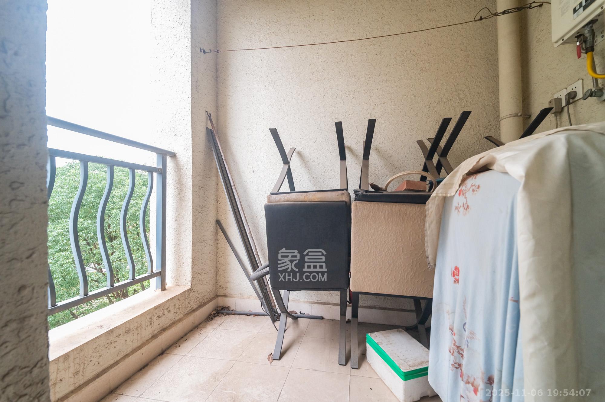 碧桂园威尼斯城  3室2厅2卫    72.0万厨房