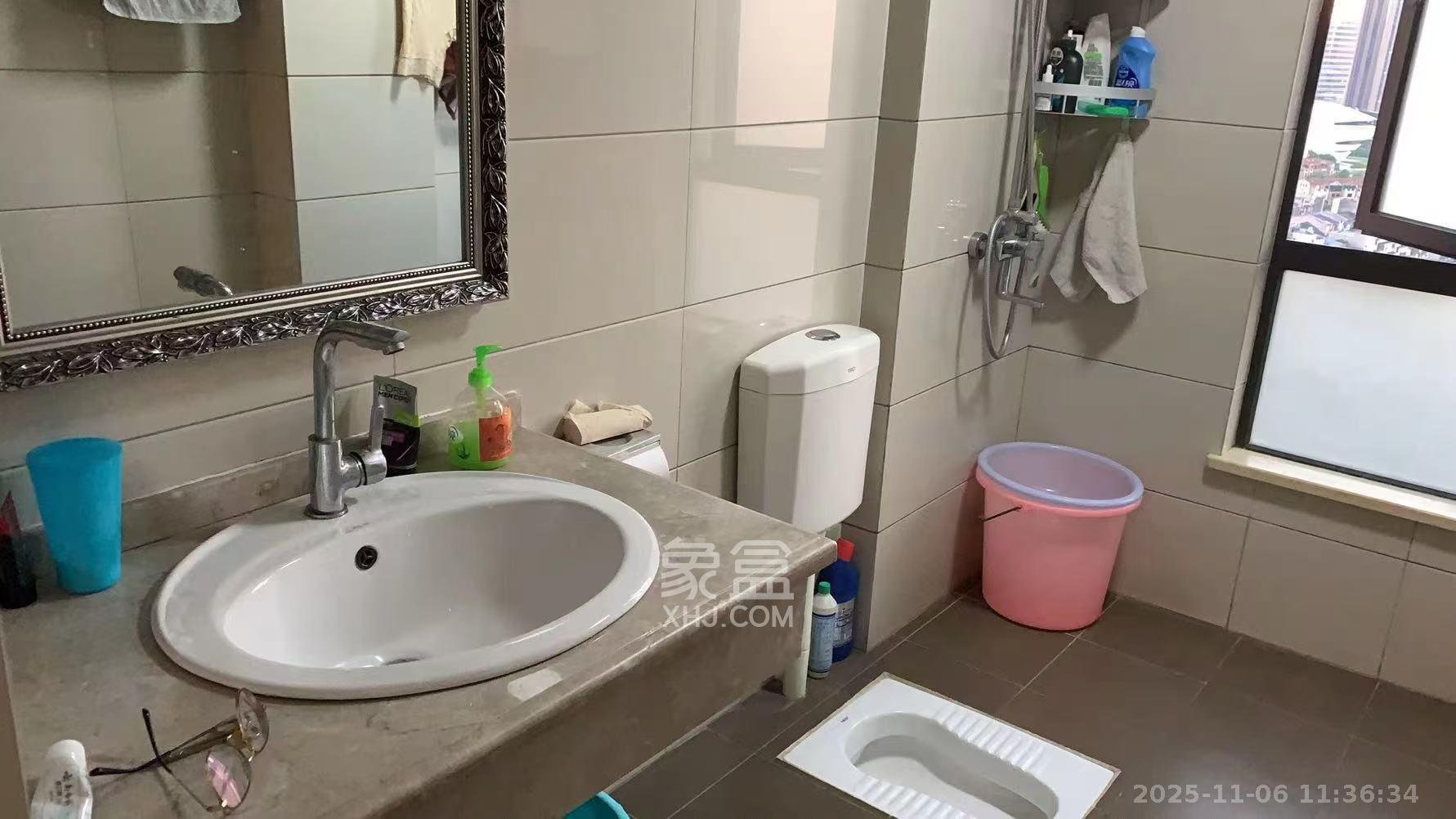 达美D6区  3室2厅1卫    2800.0元/月室内图