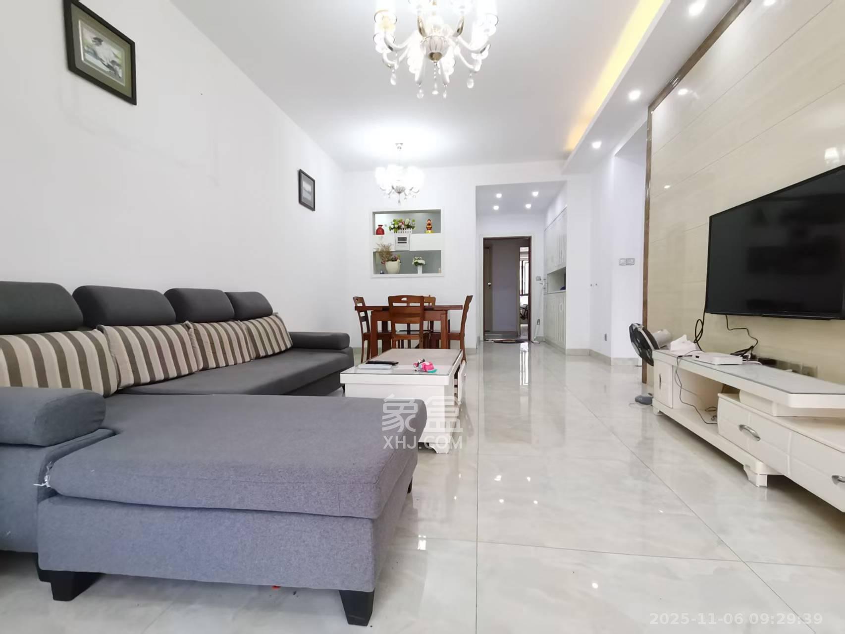 金茂梅溪湖 2室2厅1卫 2500.0元/月 金茂梅溪湖 2室2厅1卫 2500.0元/月室内图