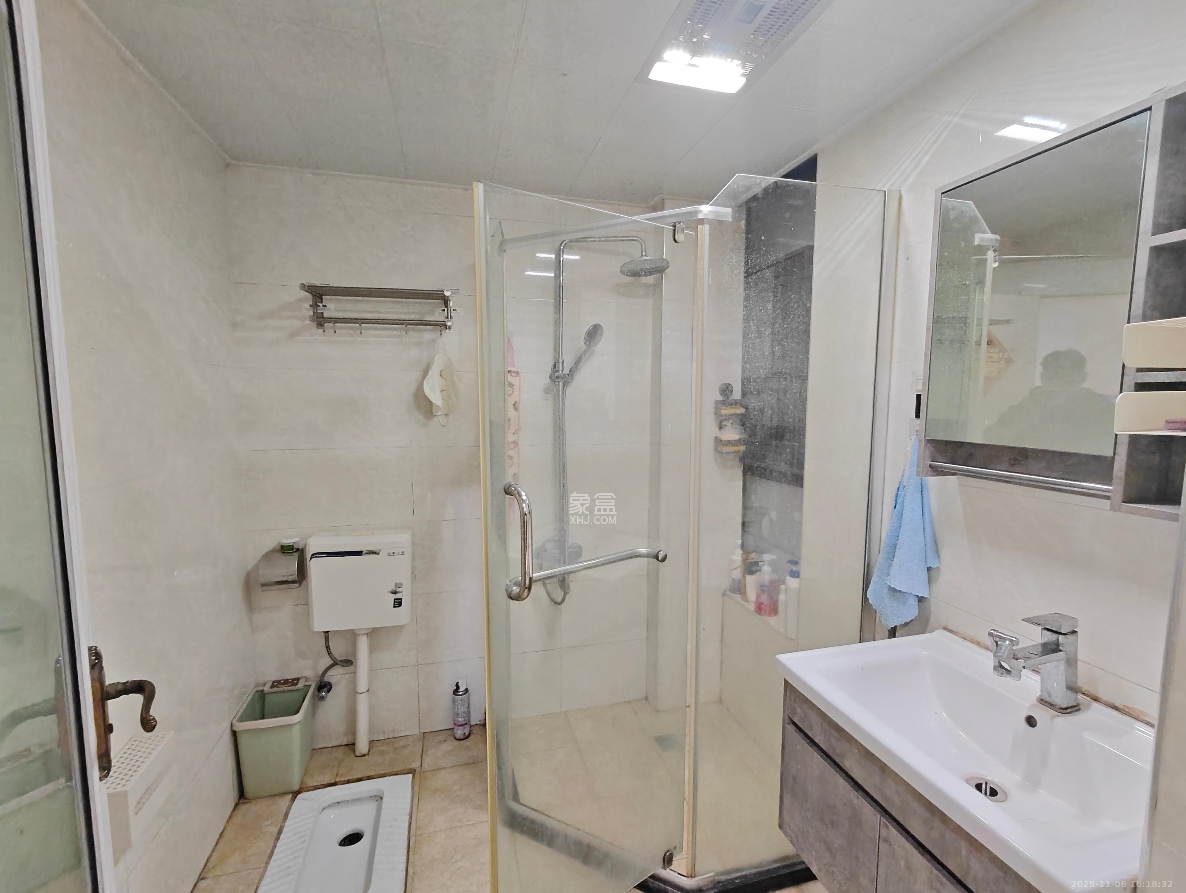 兴旺正佳广场（金石雅苑）  1室2厅1卫    2600.0元/月室内图