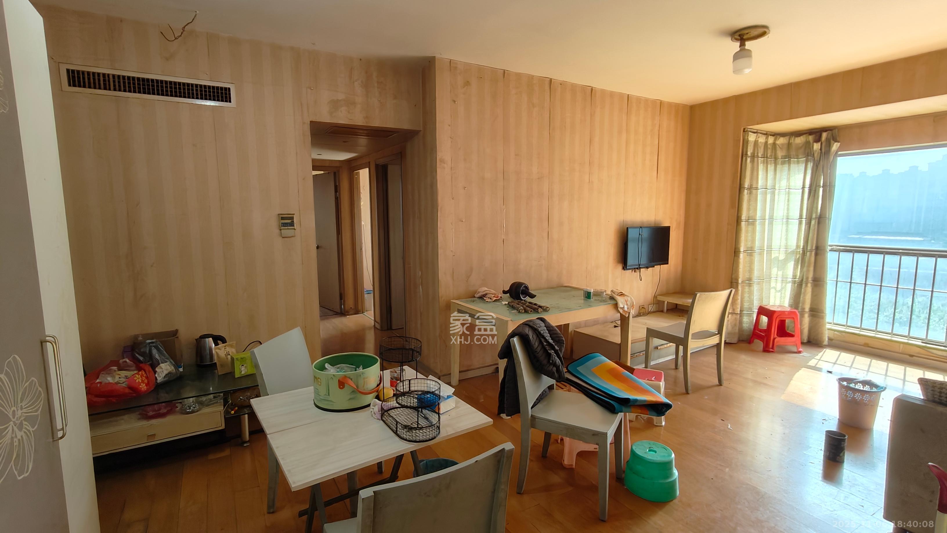 远大麓园  3室2厅2卫    2600.0元/月室内图