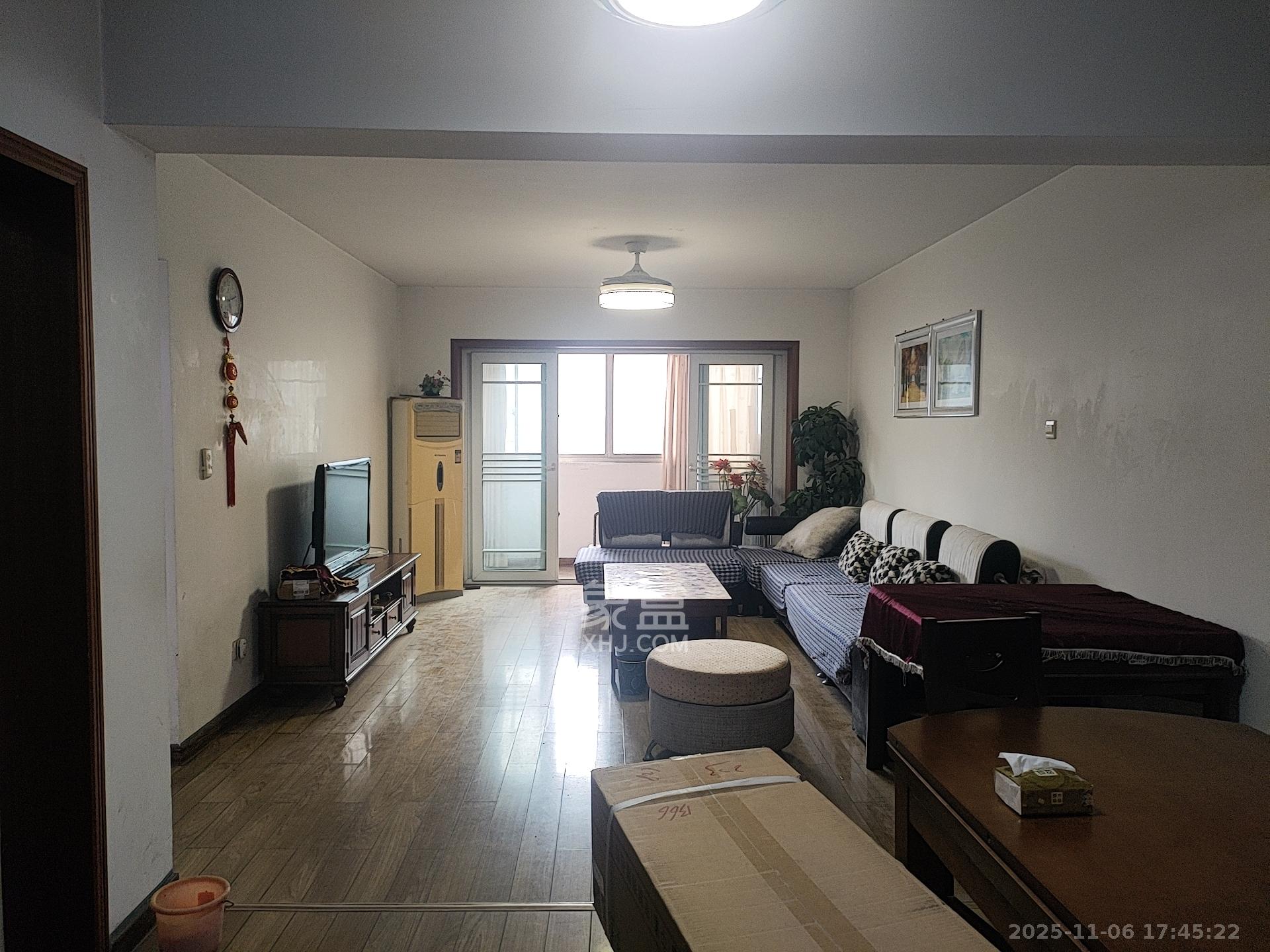 裕南大厦 3室2厅2卫 2700.0元/月 裕南大厦 3室2厅2卫 2700.0元/月室内图