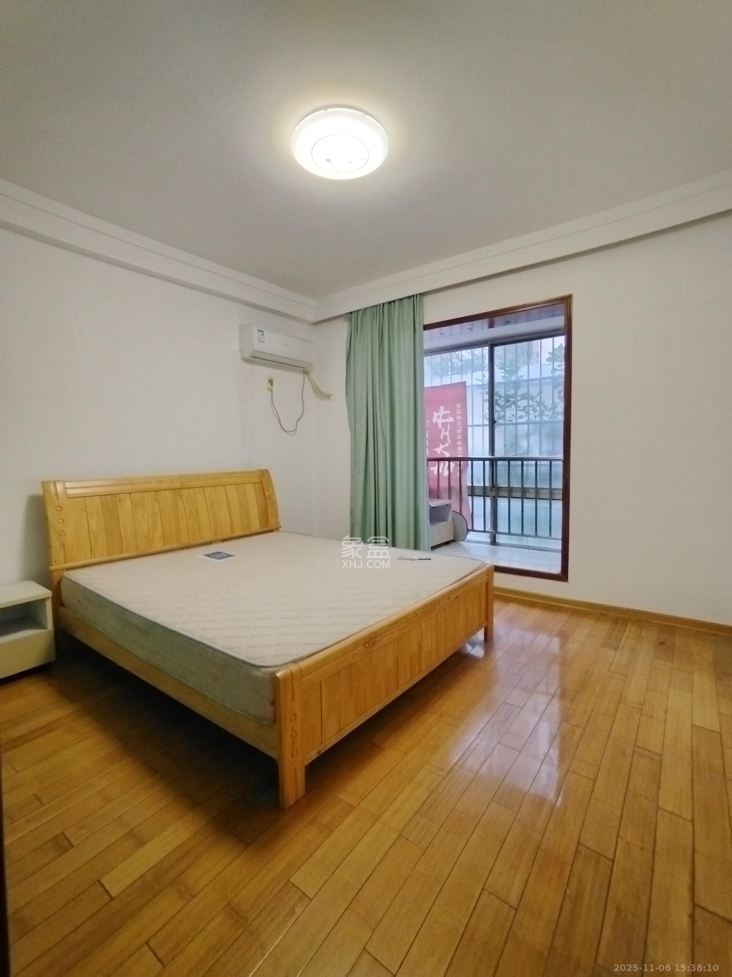 新雅园  2室2厅1卫    2100.0元/月室内图