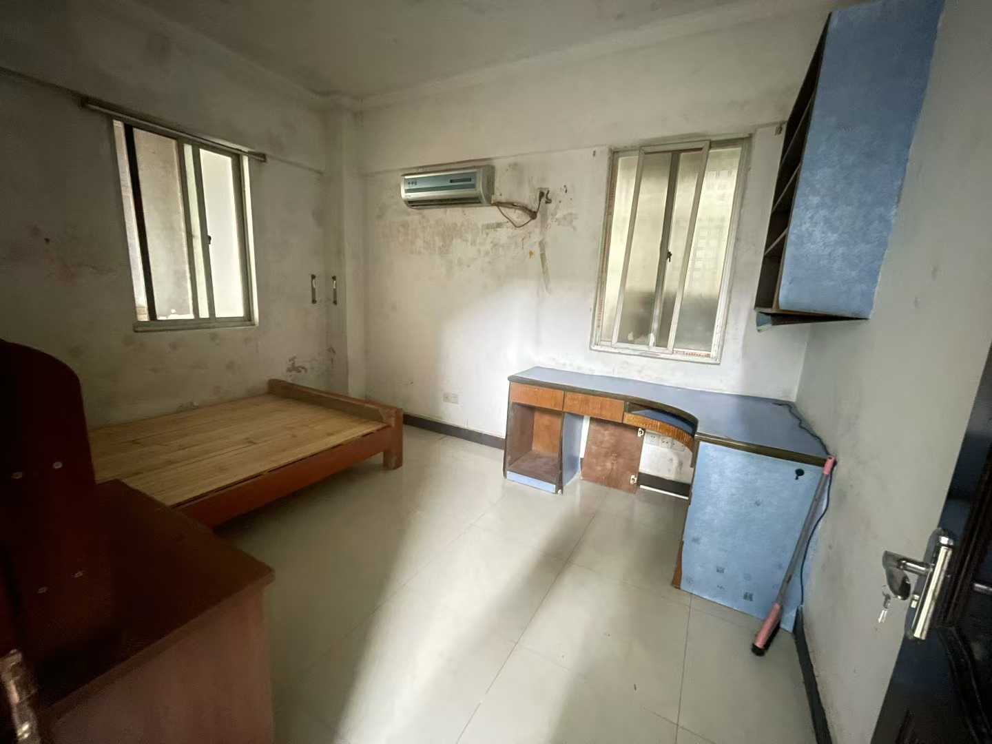 华凯大厦 3室1厅1卫 69.0万 华凯大厦 3室1厅1卫 69.0万室内图