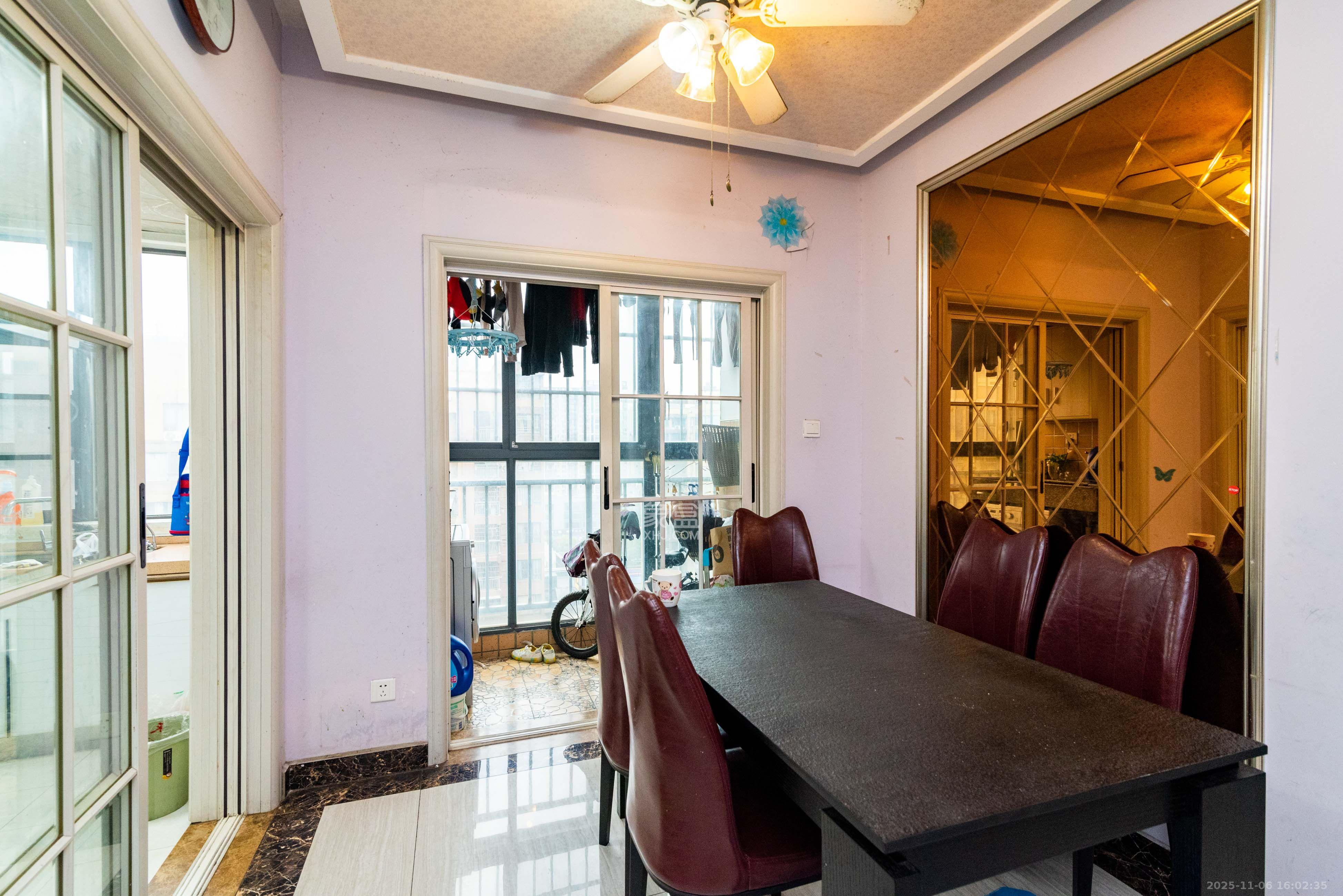 英祥春天 3室2厅2卫 2800.0元/月 英祥春天 3室2厅2卫 2800.0元/月室内图