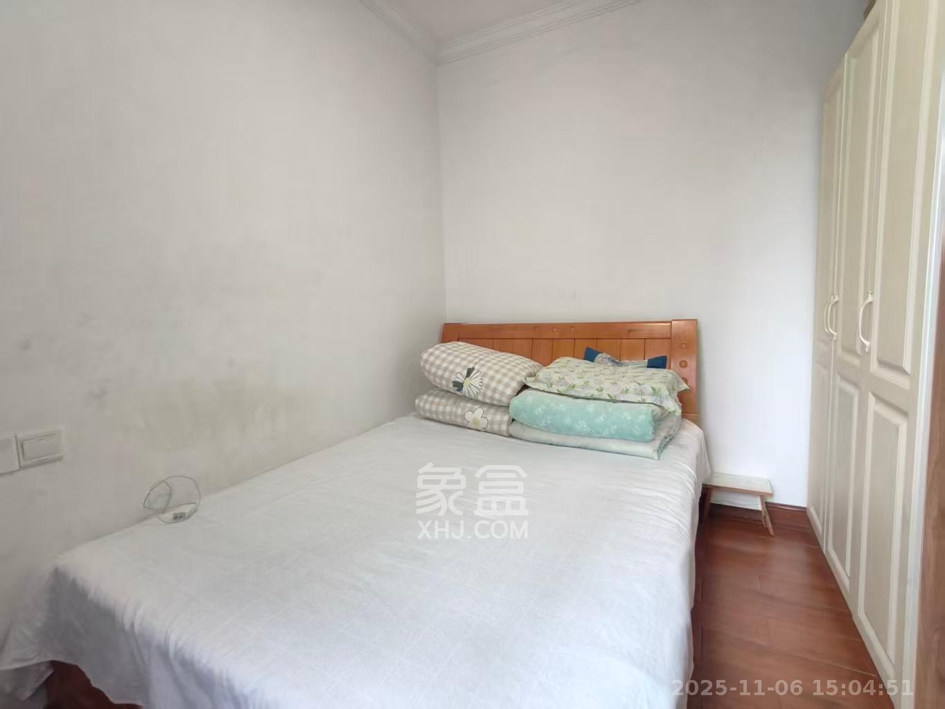 东宜兰园  1室2厅1卫    1800.0元/月室内图