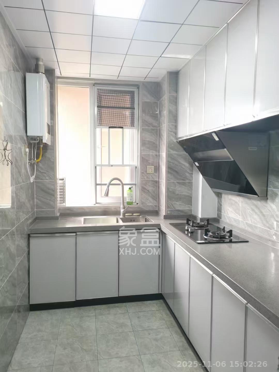 鑫利家园  1室1厅1卫    1600.0元/月室内图