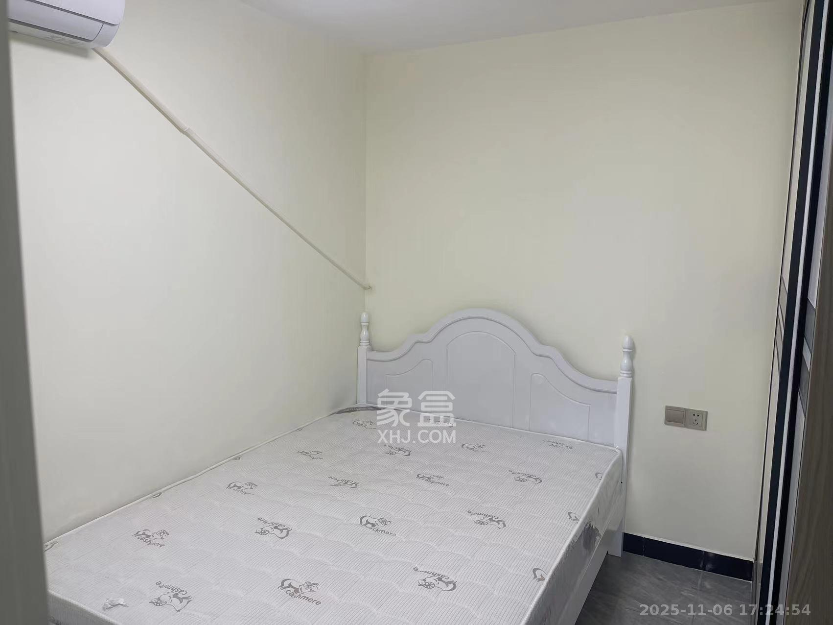 福晟钱隆国际（晟冉景苑）  2室1厅1卫    1700.0元/月室内图