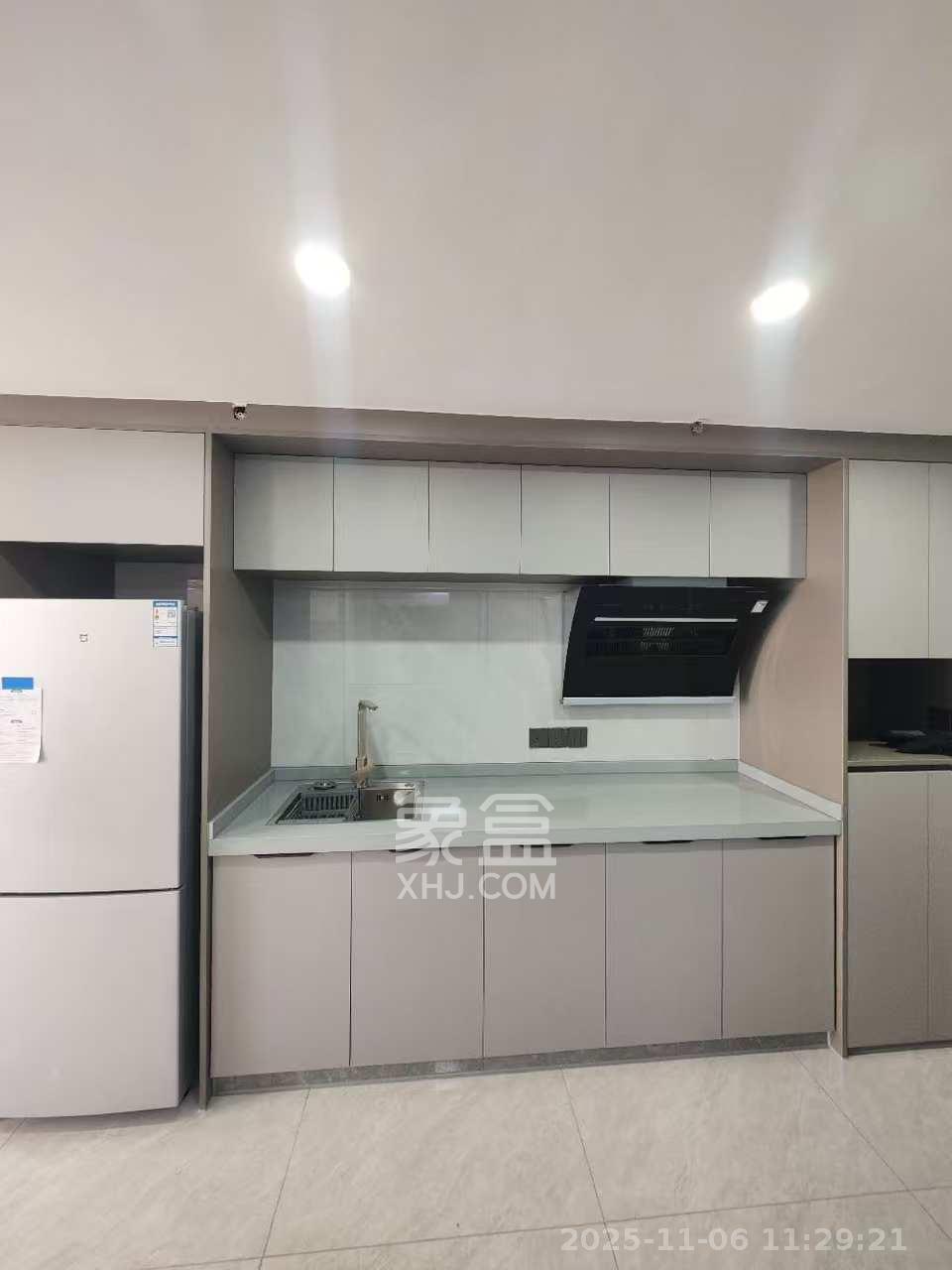 保利恒伟时光印象  2室1厅1卫    2000.0元/月室内图