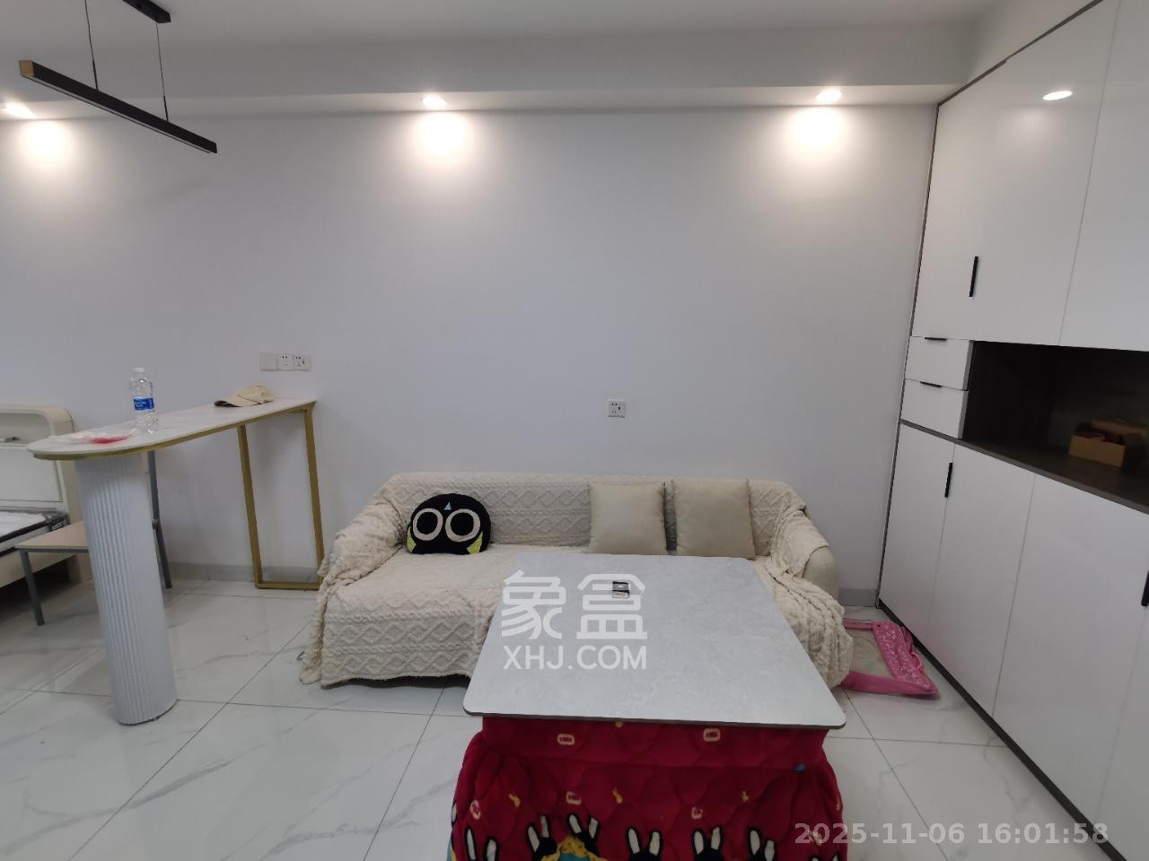 鑫远揽悦(鑫远和城三期) 1室1厅1卫 1700.0元/月 鑫远揽悦(鑫远和城三期) 1室1厅1卫 1700.0元/月室内图