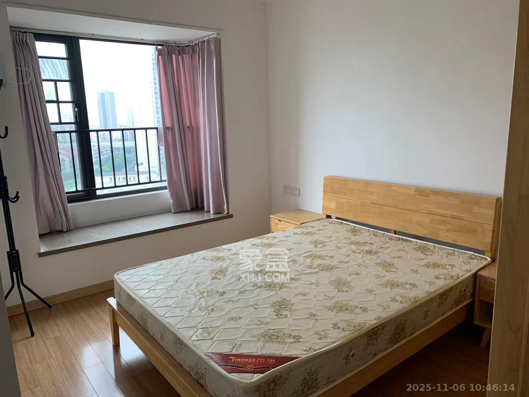 万科金域蓝湾 4室2厅2卫 3000.0元/月 万科金域蓝湾 4室2厅2卫 3000.0元/月室内图