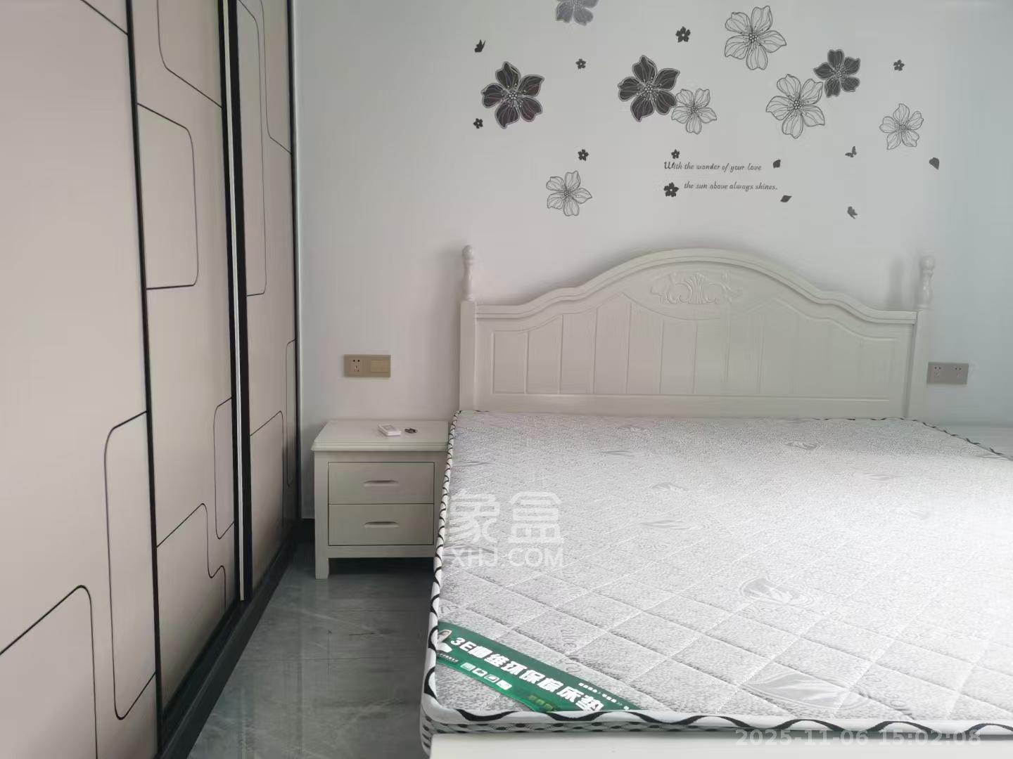 鑫利家园  1室1厅1卫    1600.0元/月室内图