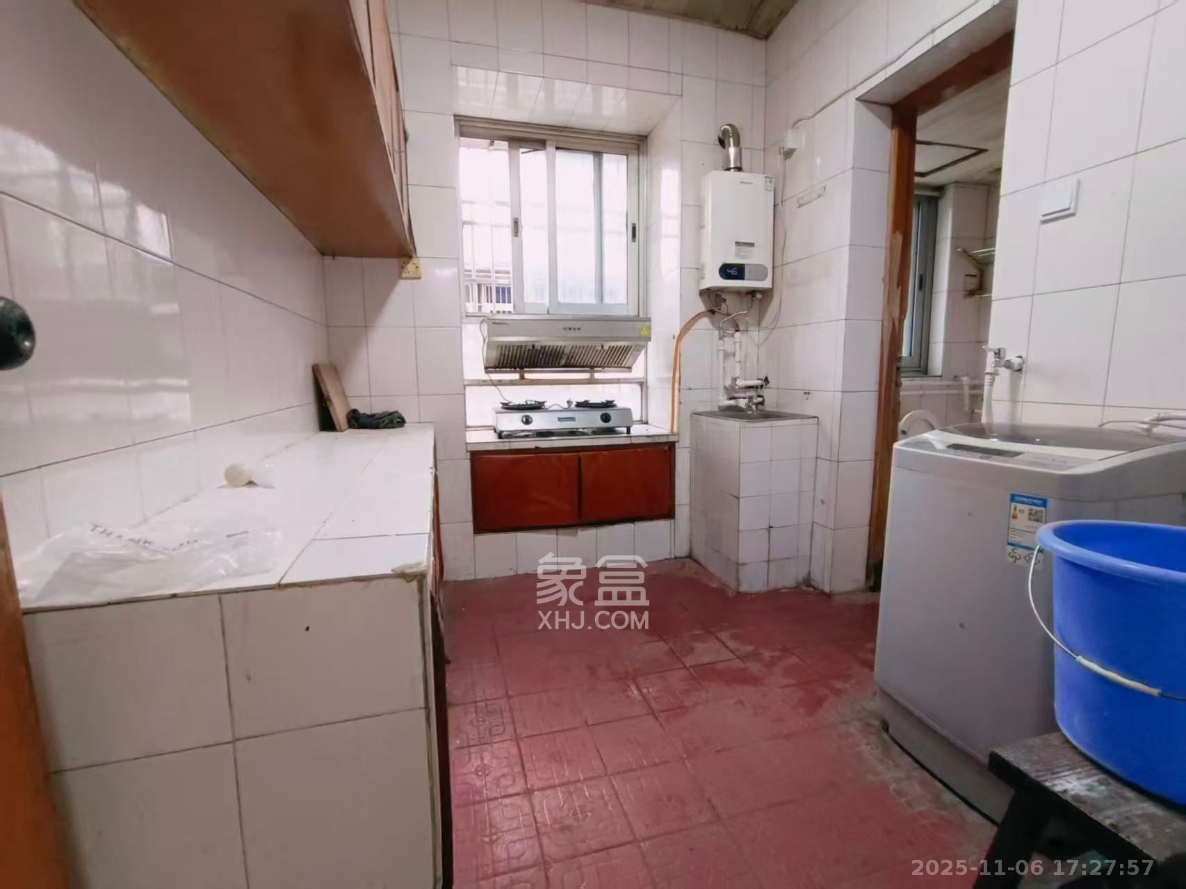 区政府宿舍  3室1厅1卫    2500.0元/月室内图