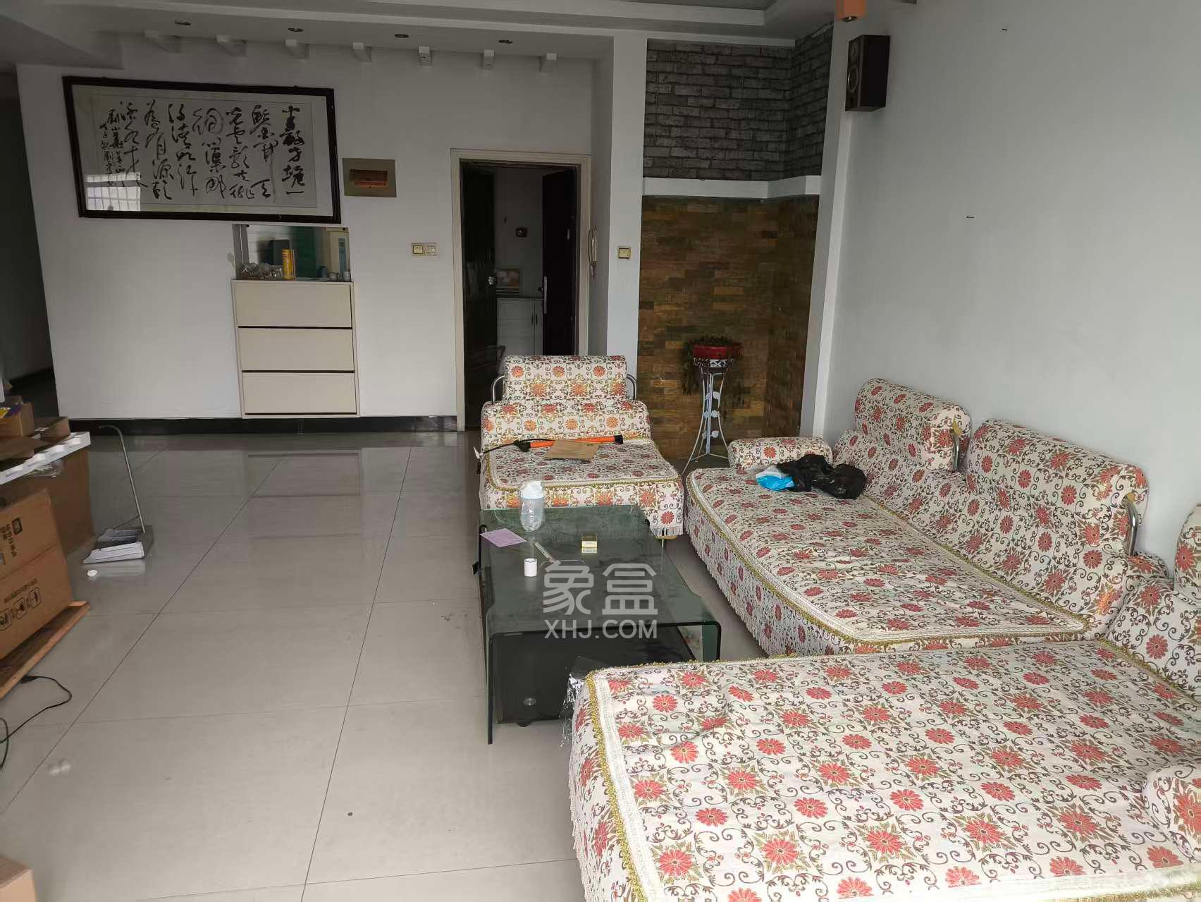 仁和雨花家园 3室2厅2卫 2500.0元/月 仁和雨花家园 3室2厅2卫 2500.0元/月室内图