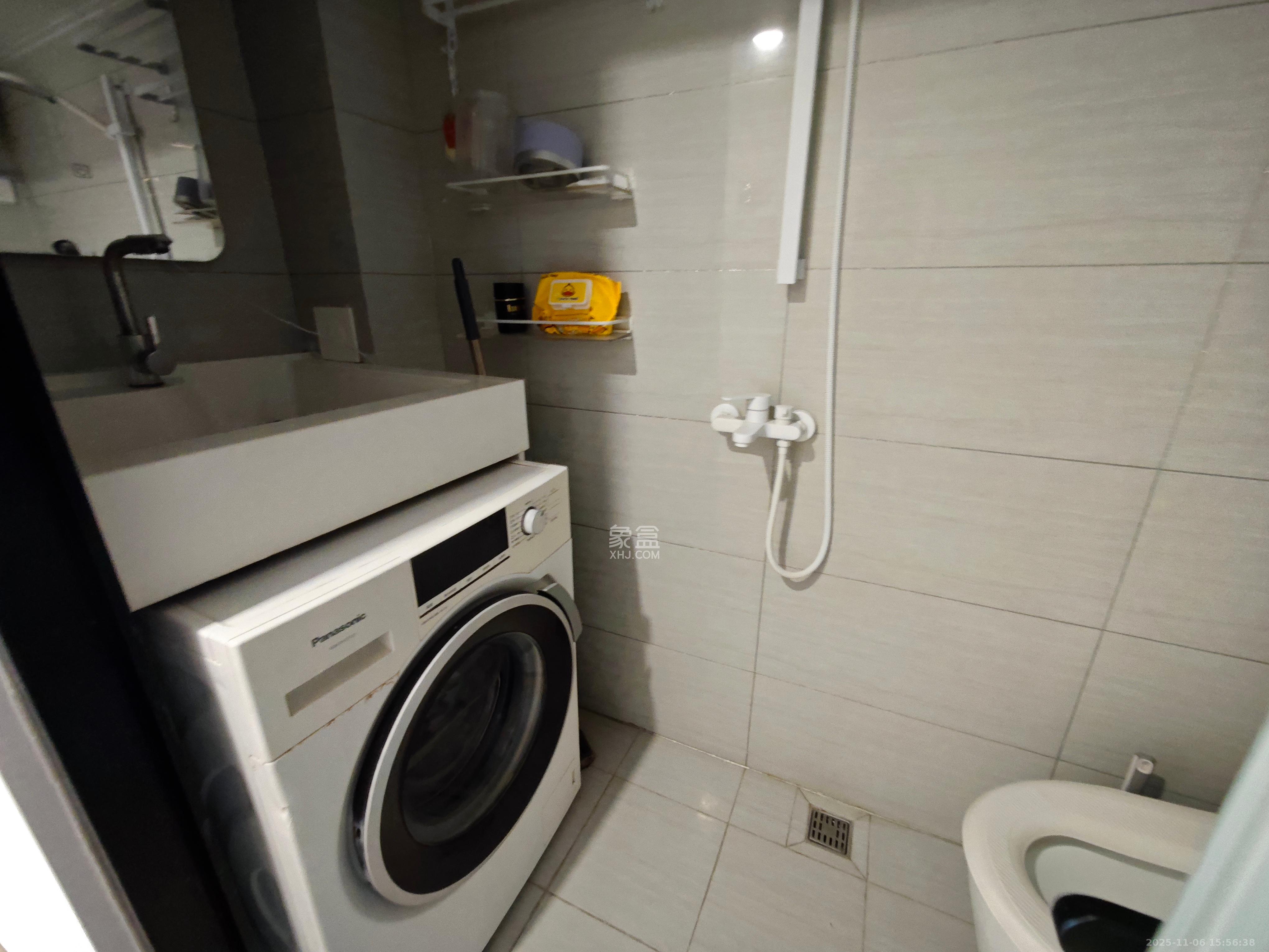 新长海D1站  1室1厅1卫    1500.0元/月室内图