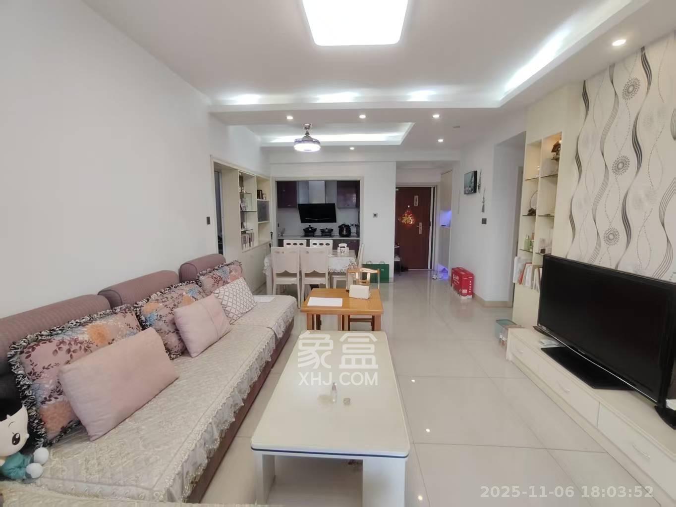 嘉宇盛世华章  2室1厅2卫    2700.0元/月