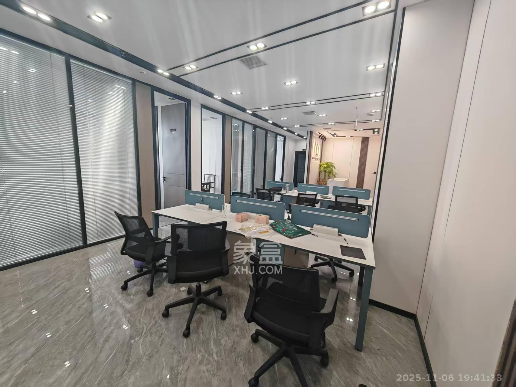 京武浪琴山三期(京武中心) 1室1厅1卫 8000.0元/月 京武浪琴山三期(京武中心) 1室1厅1卫 8000.0元/月室内图