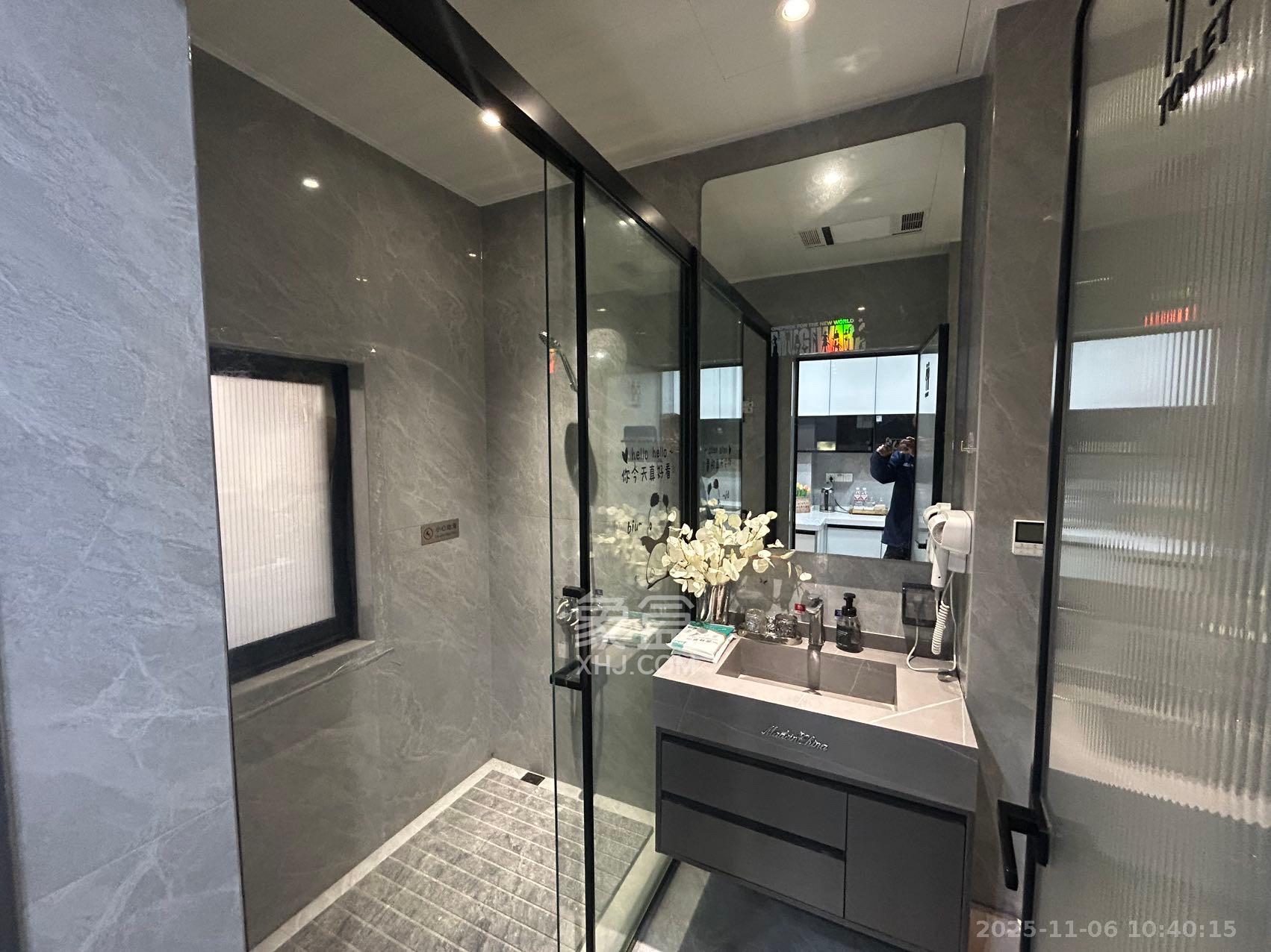 环亚高铁芯城 1室1厅1卫 2800.0元/月 环亚高铁芯城 1室1厅1卫 2800.0元/月室内图