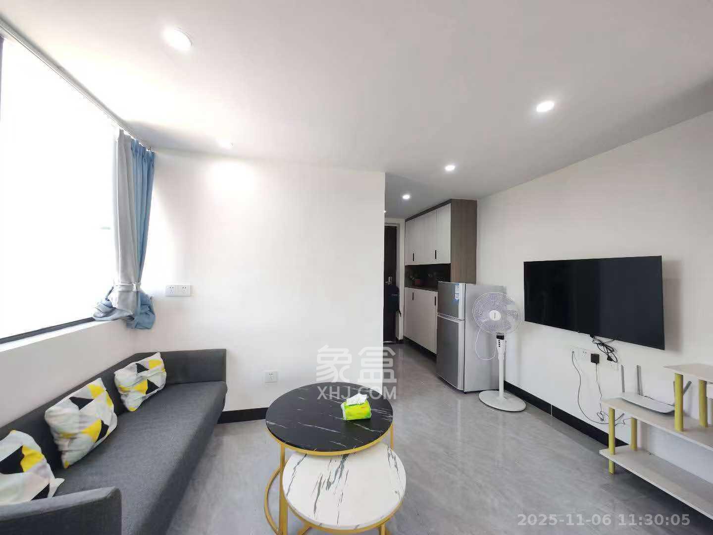 天麓轻奢国际  2室1厅1卫    1650.0元/月室内图