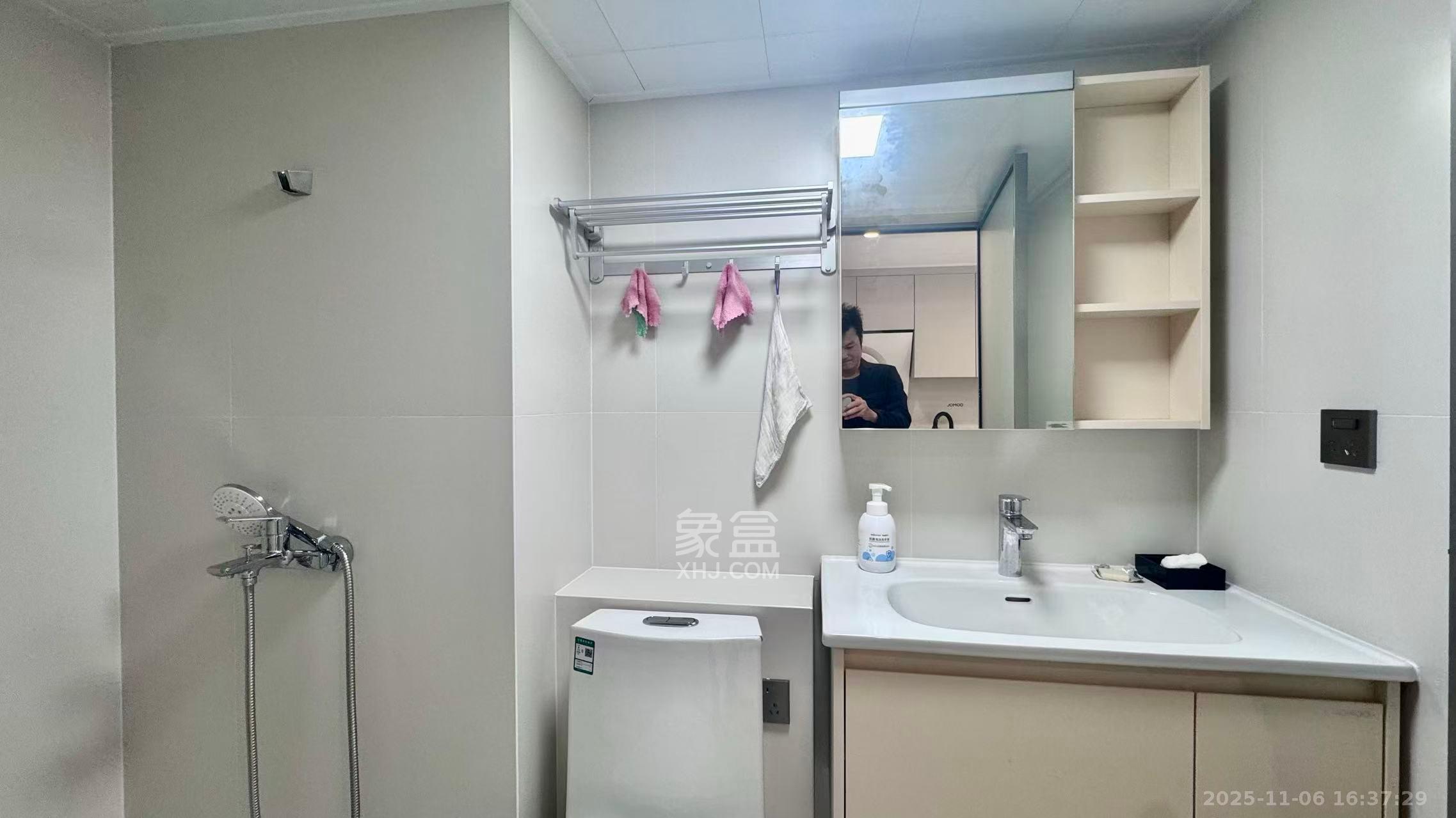 万科紫台  1室1厅1卫    2000.0元/月室内图