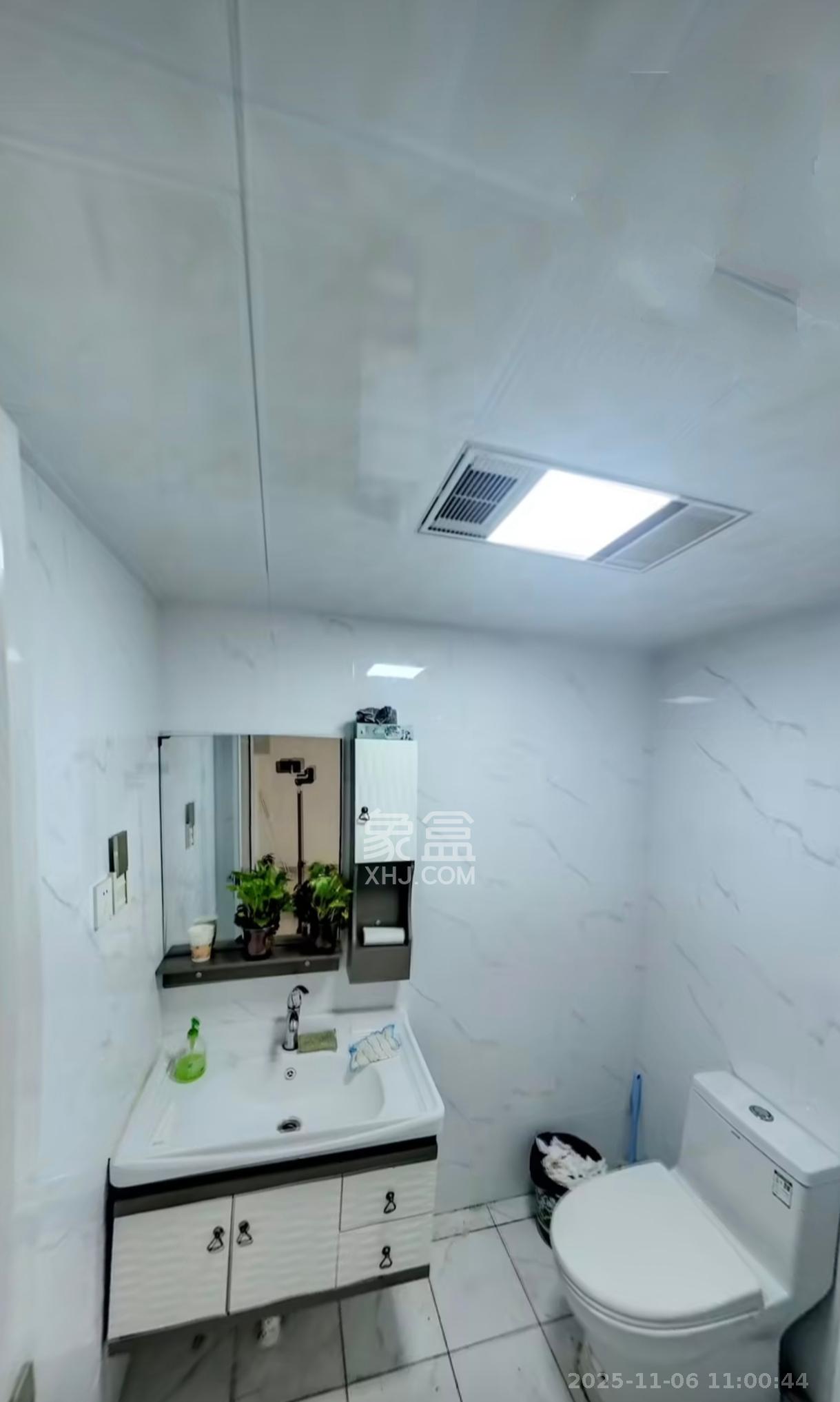 长房八方里（长房公园里）   60.0㎡      2200.0元/月室内图