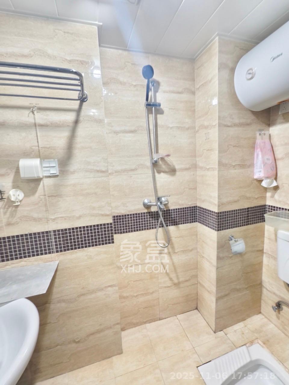 万科城  1室0厅0卫    1100.0元/月室内图