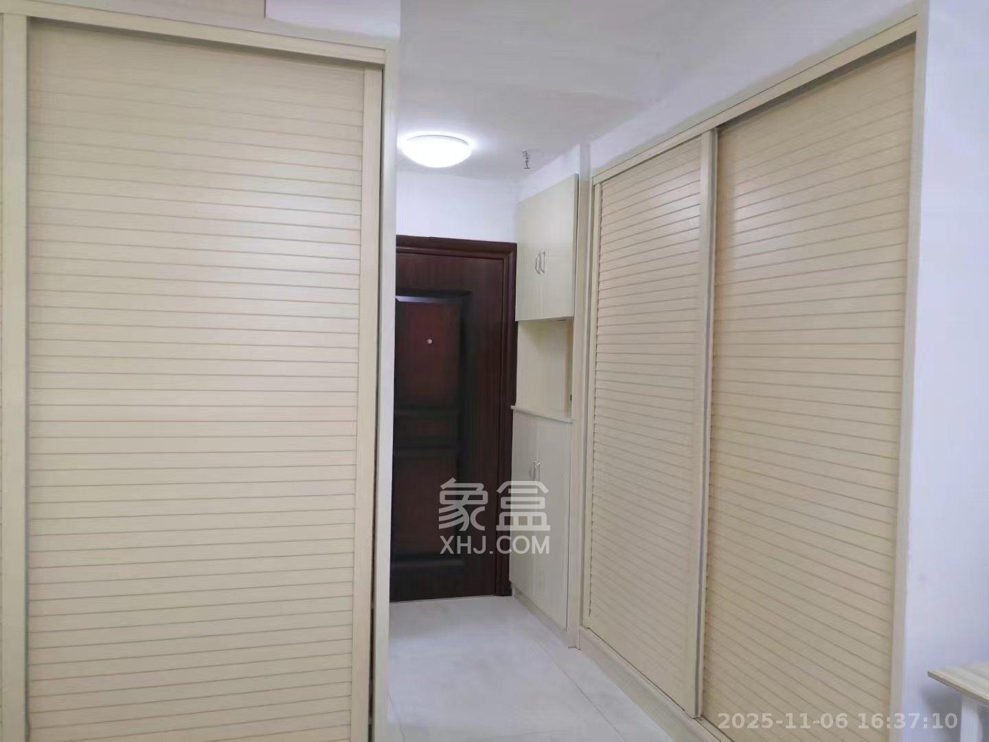 天鸿天府(天鸿中央大院) 1室1厅1卫 1550.0元/月 天鸿天府(天鸿中央大院) 1室1厅1卫 1550.0元/月室内图