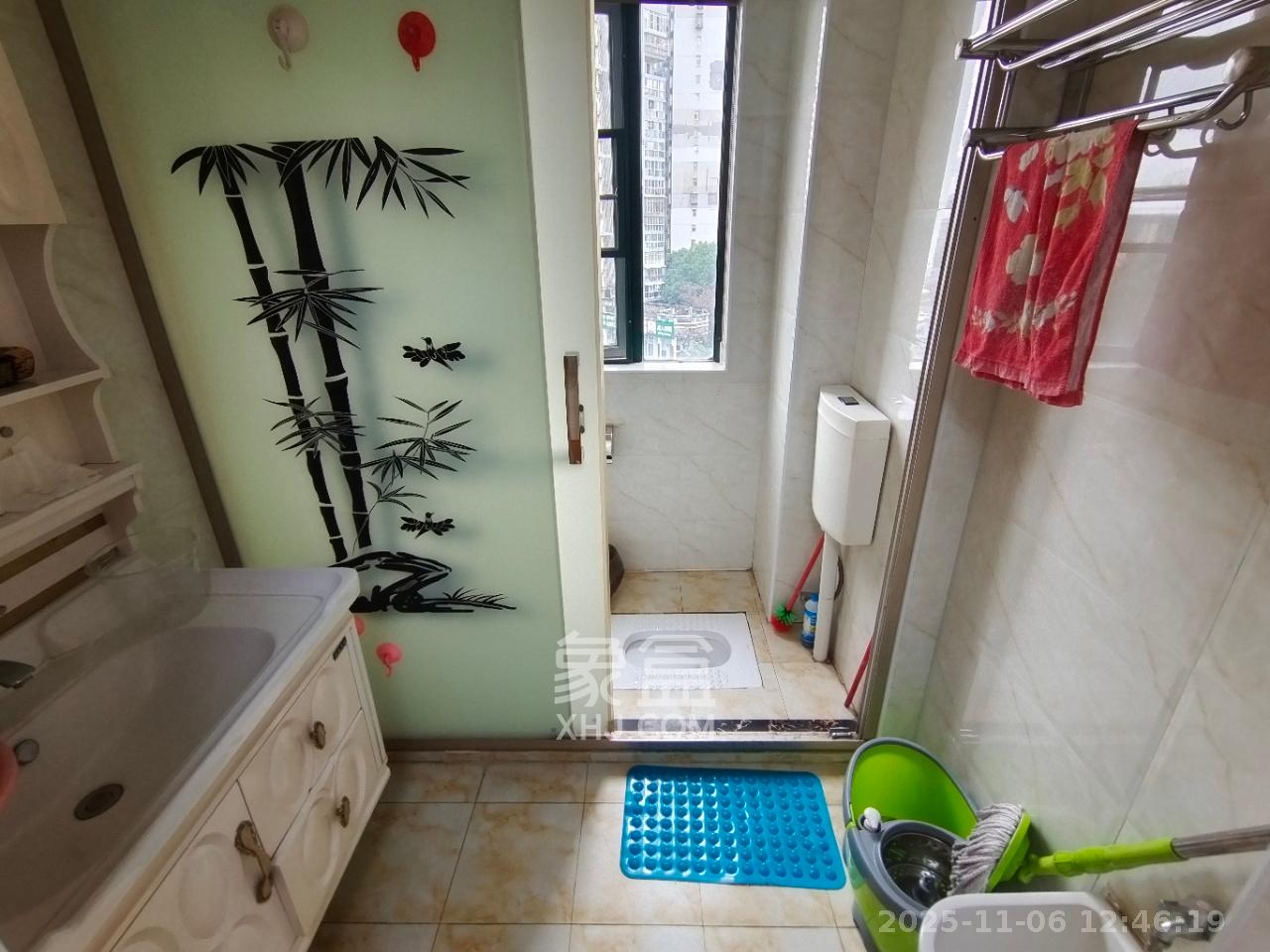 绿洲花园  3室2厅2卫    3000.0元/月室内图