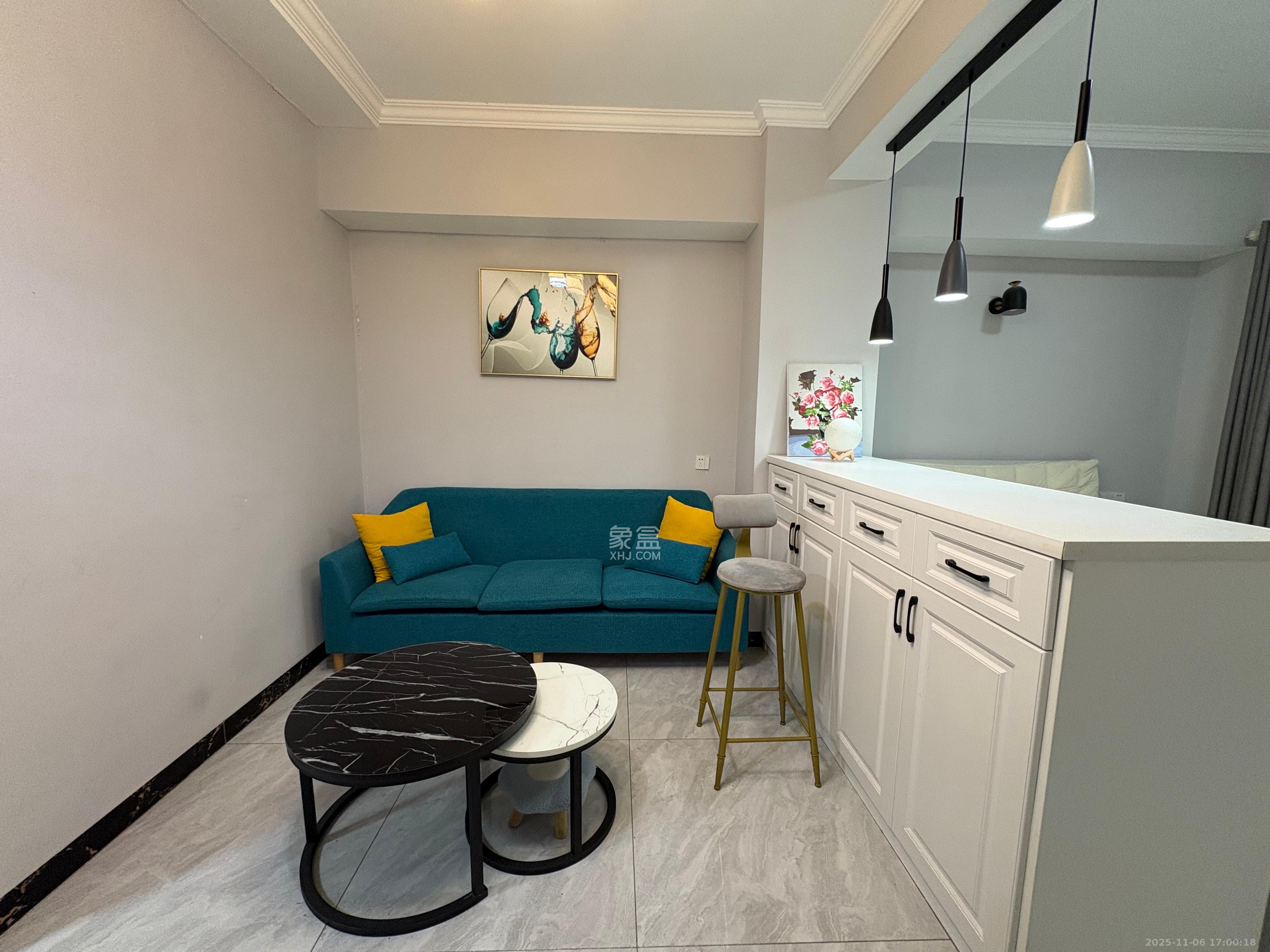 芙蓉万国城MOMA（卓越汇富苑）  1室1厅1卫    1400.0元/月室内图