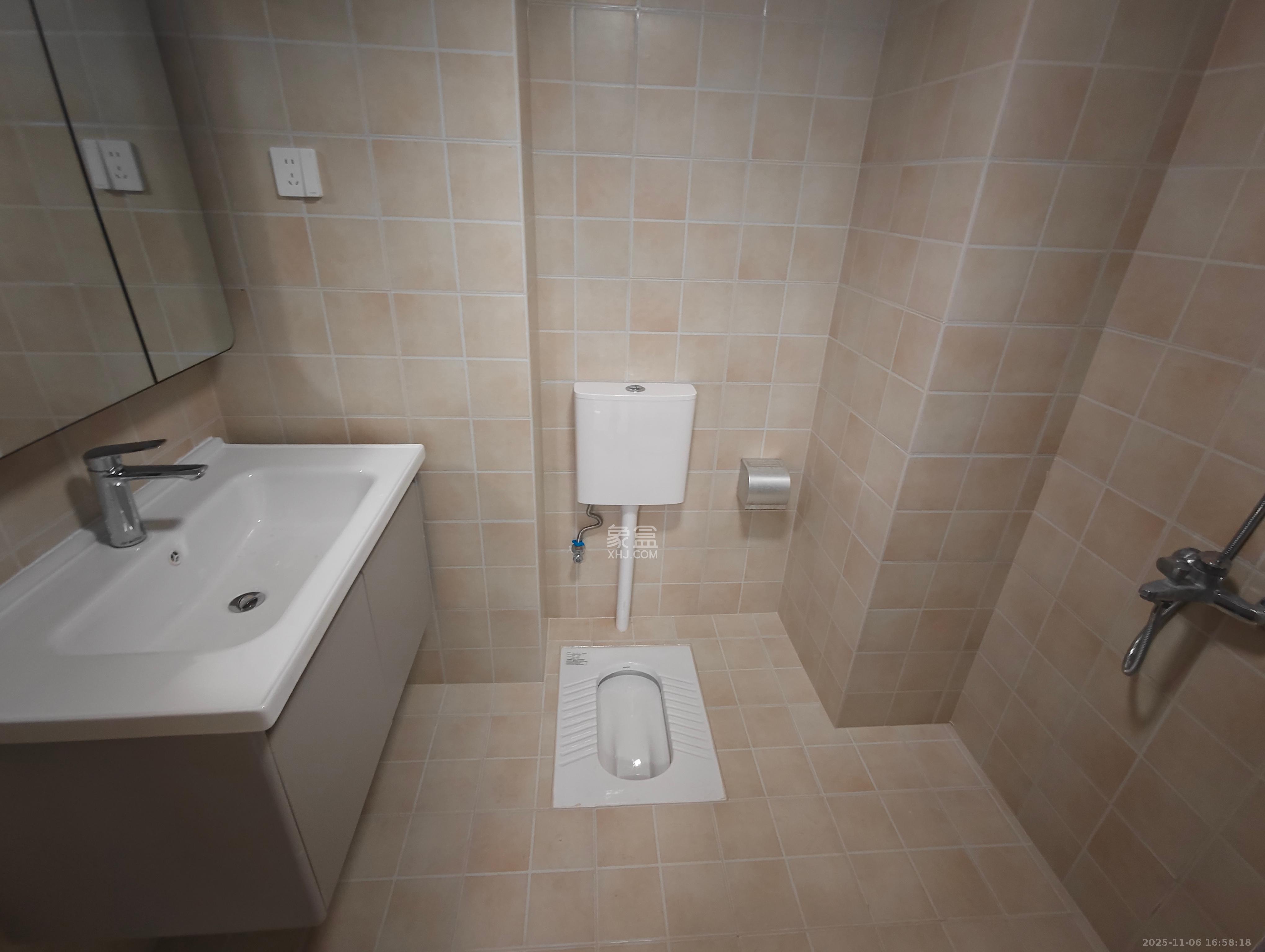 湘域相遇  1室1厅1卫    1800.0元/月室内图