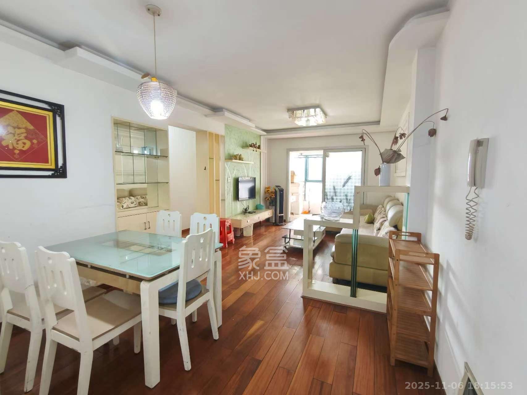 蝴蝶谷 2室2厅1卫 1600.0元/月 蝴蝶谷 2室2厅1卫 1600.0元/月室内图