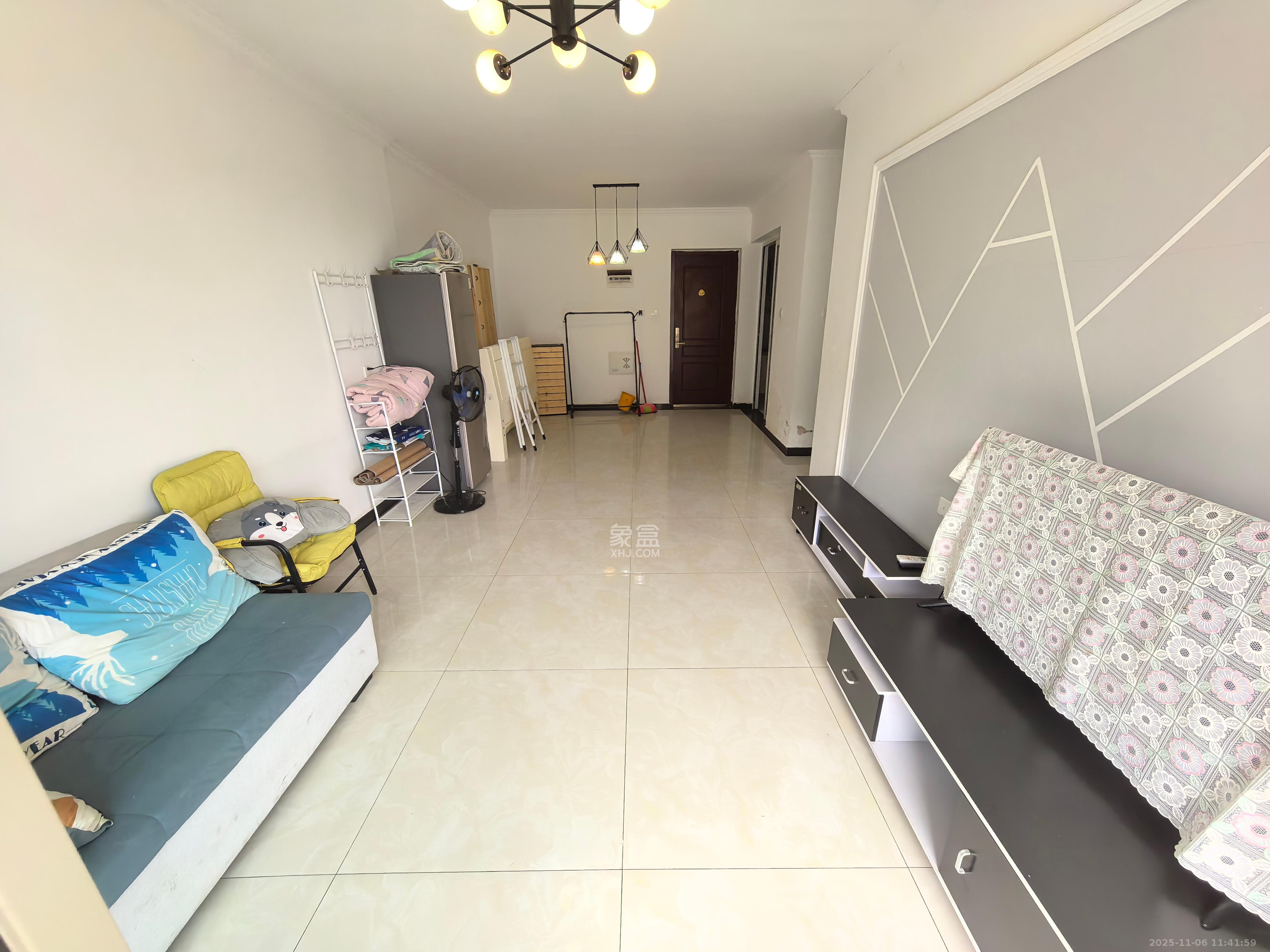 梅溪湖金茂湾  4室2厅2卫    2800.0元/月室内图