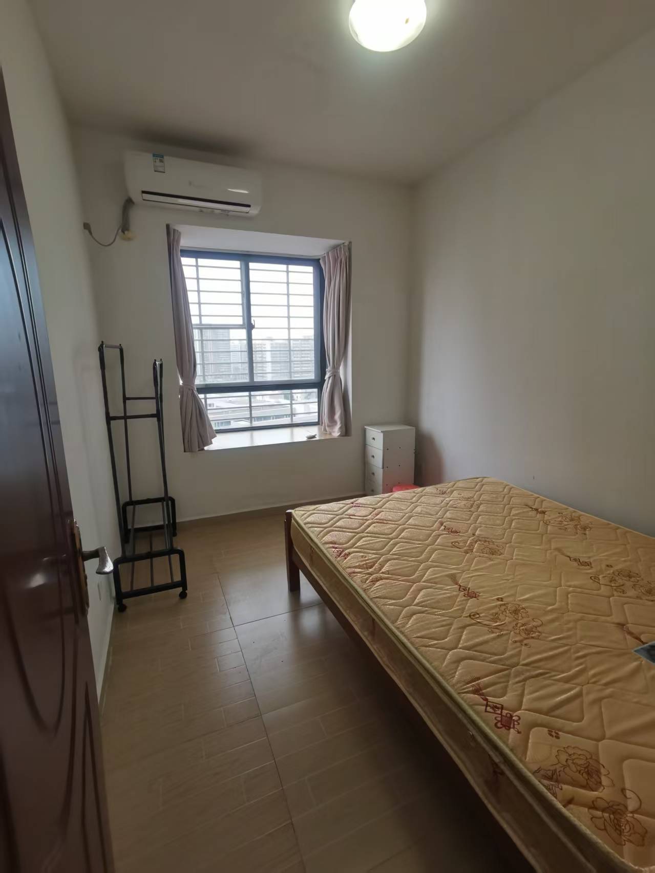 道客和悦坊 3室2厅1卫 2700.0元/月 道客和悦坊 3室2厅1卫 2700.0元/月室内图