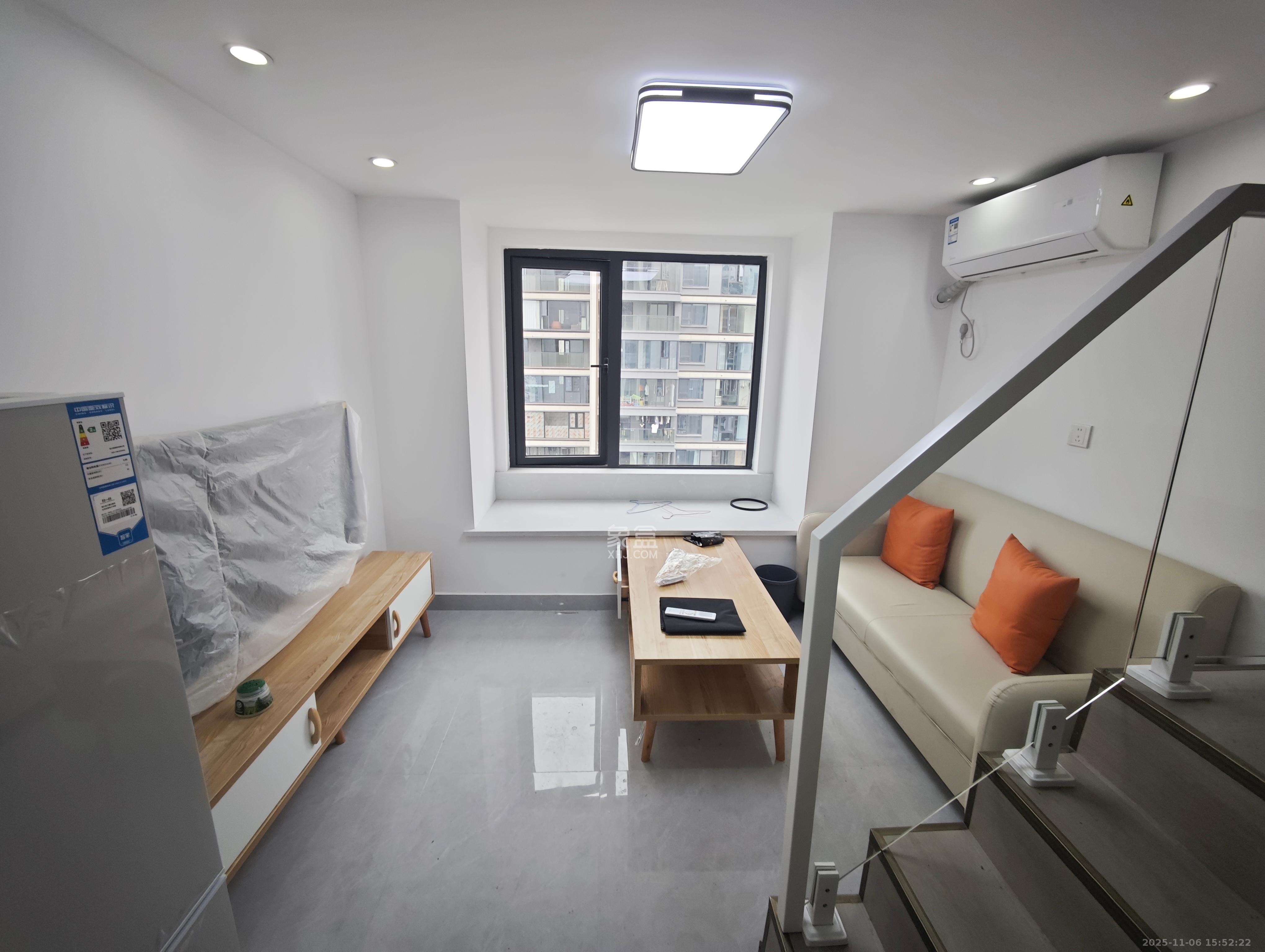 金地峯范 1室0厅0卫 2000.0元/月 金地峯范 1室0厅0卫 2000.0元/月室内图