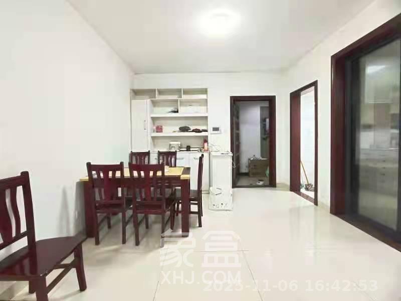 长房时代城 2室2厅1卫 2500.0元/月 长房时代城 2室2厅1卫 2500.0元/月室内图