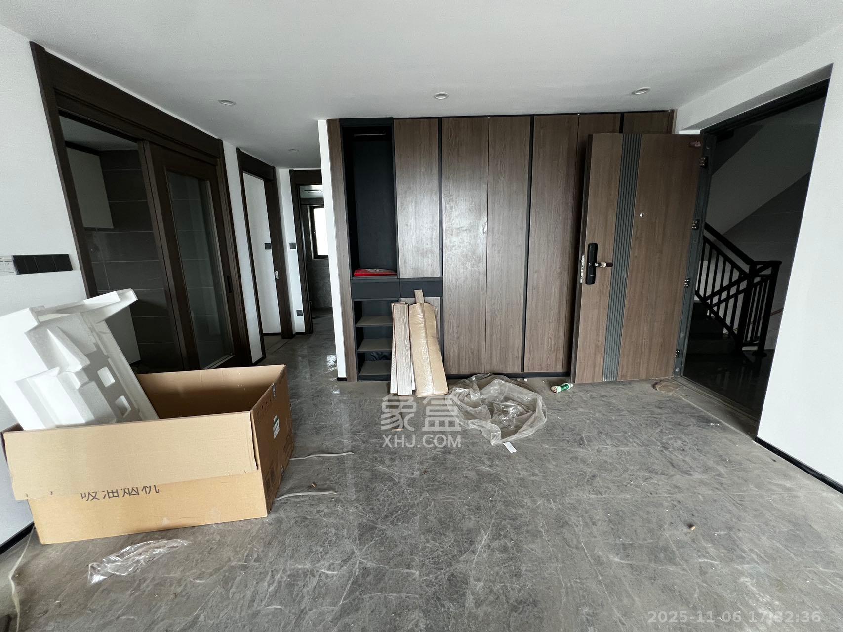 万科天空之境 4室2厅2卫 2000.0元/月 万科天空之境 4室2厅2卫 2000.0元/月室内图