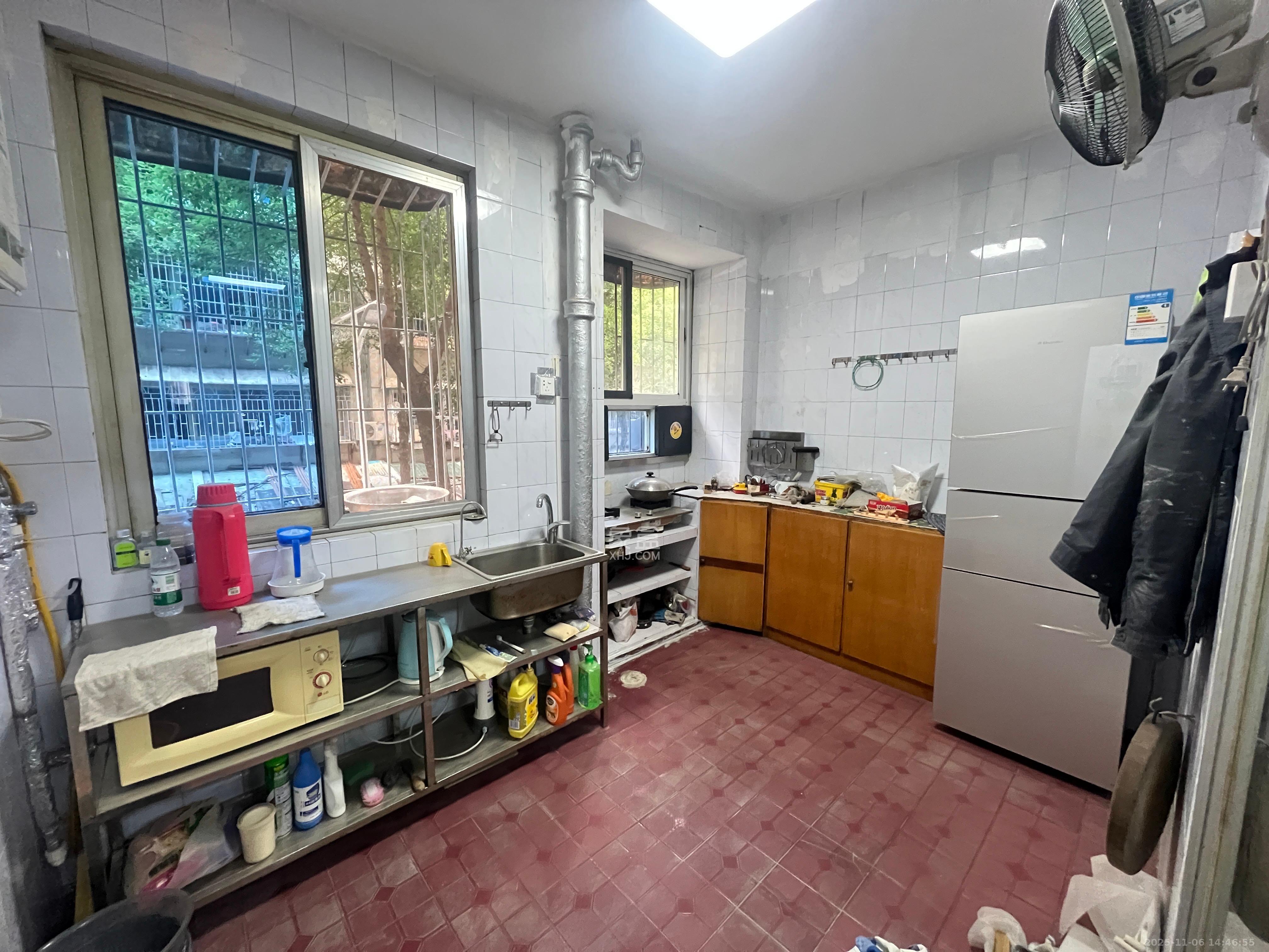 东风二村社区绸厂宿舍  2室2厅1卫    1800.0元/月室内图