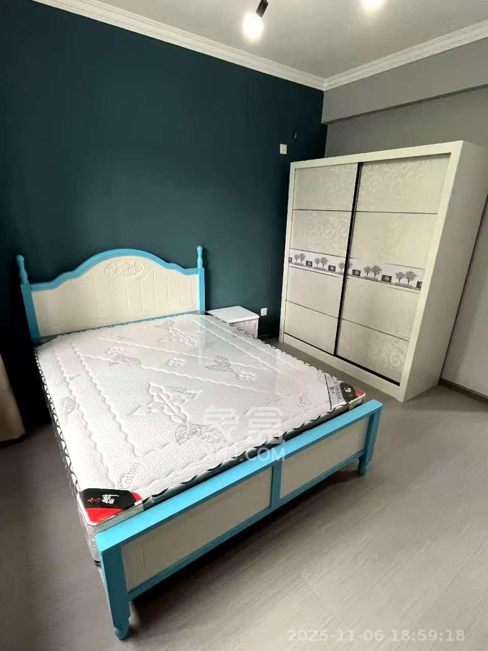 星湖湾二期高层 3室2厅1卫 2000.0元/月 星湖湾二期高层 3室2厅1卫 2000.0元/月室内图