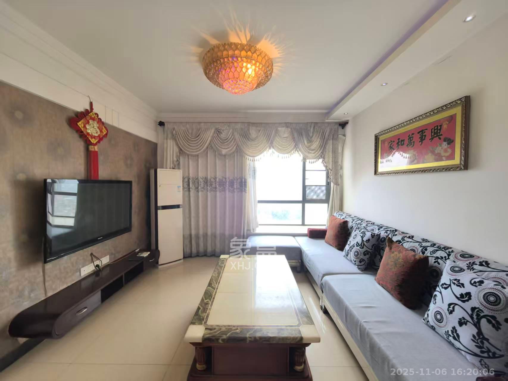 金领家族  3室2厅1卫    2300.0元/月室内图